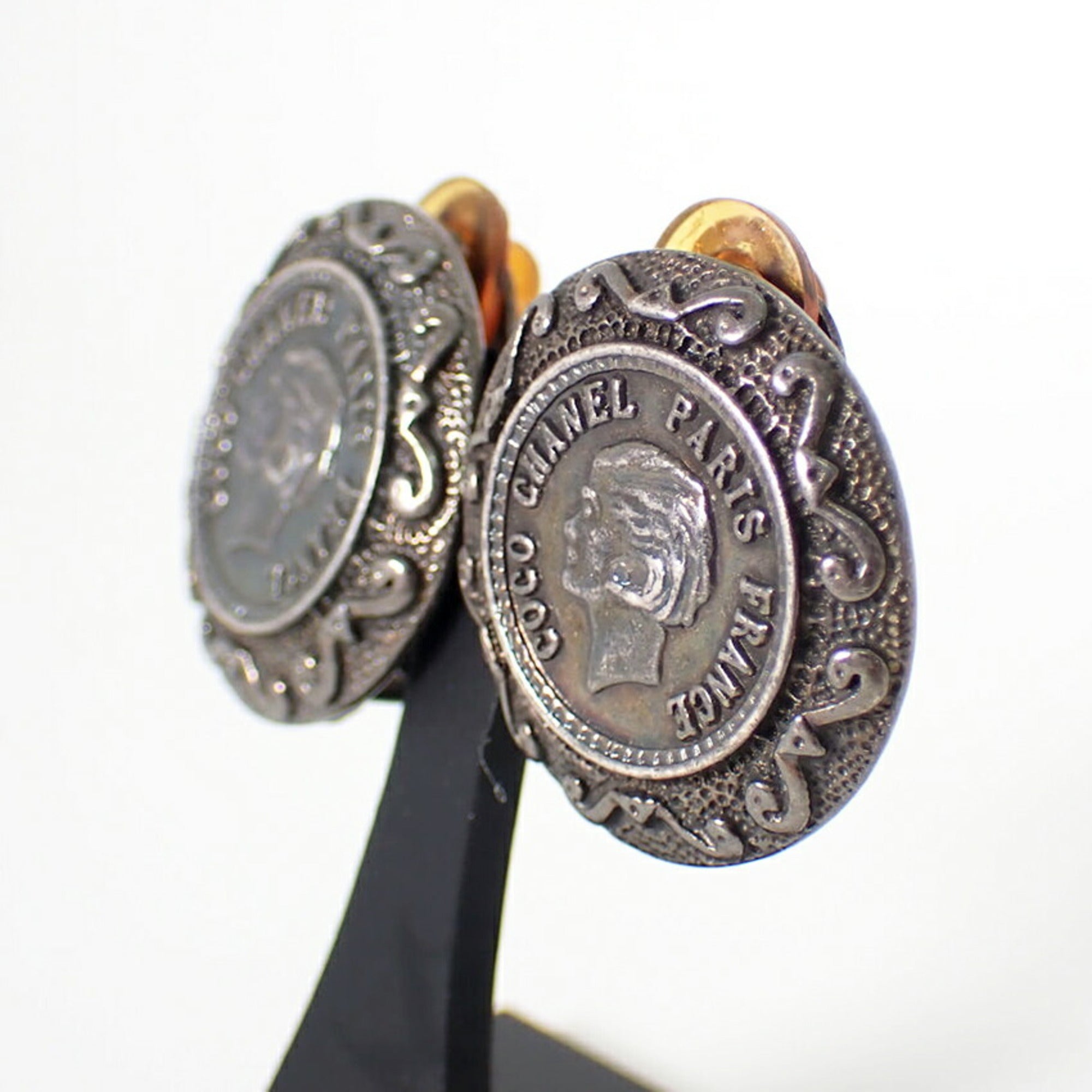 Clip-On Earrings Metal