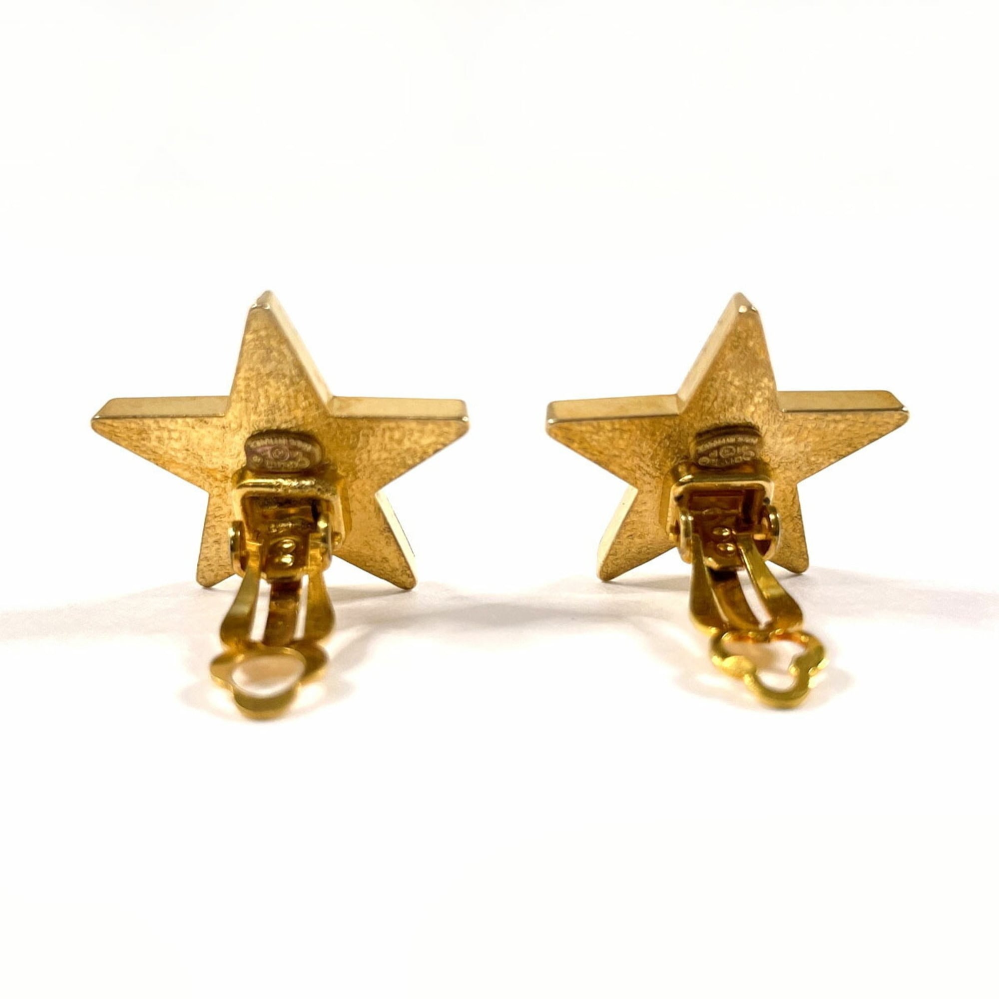 CC Logo Star Clip-On Earrings Metal Gold-Tone Metal