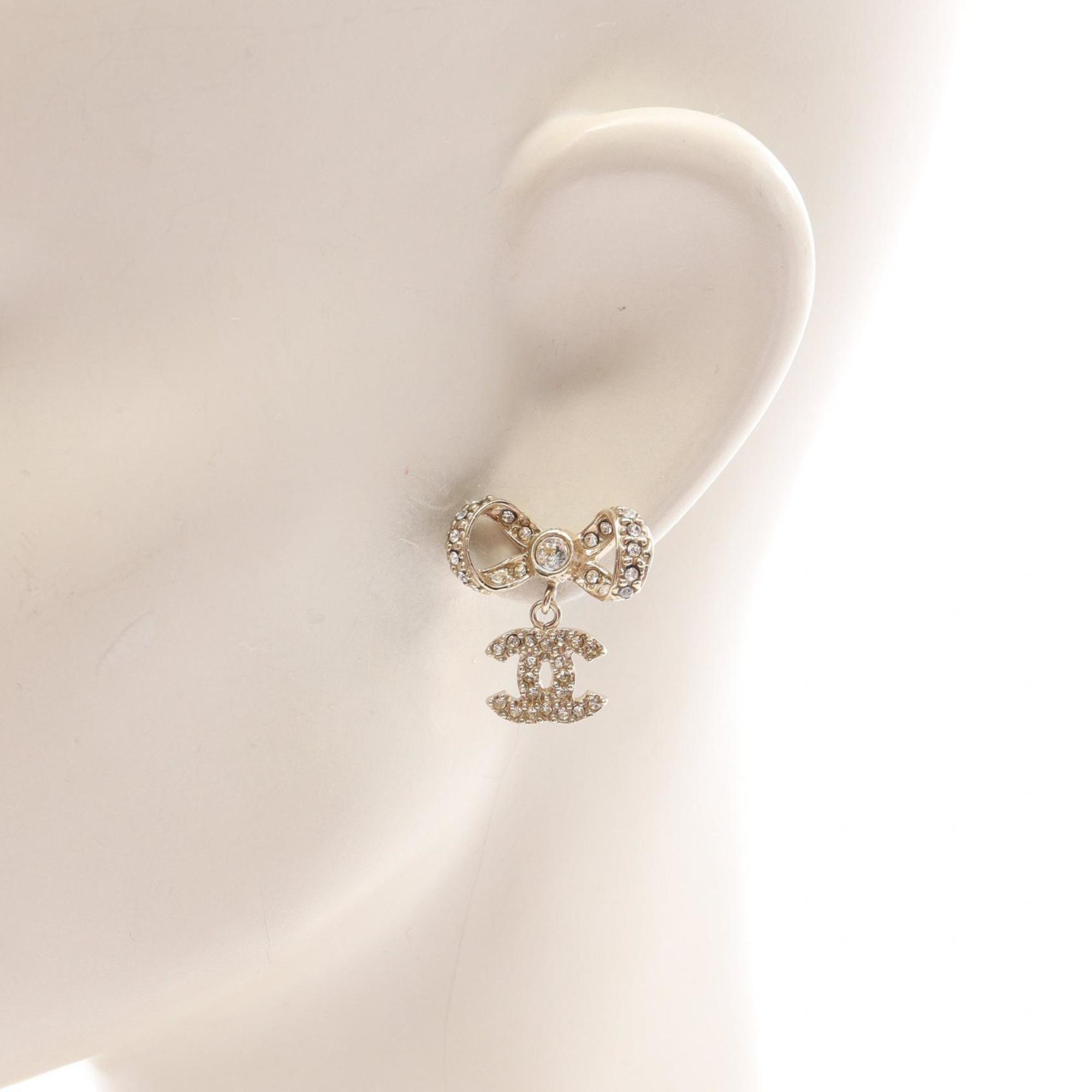 CC Logo Earrings Metal Gold-Tone Metal