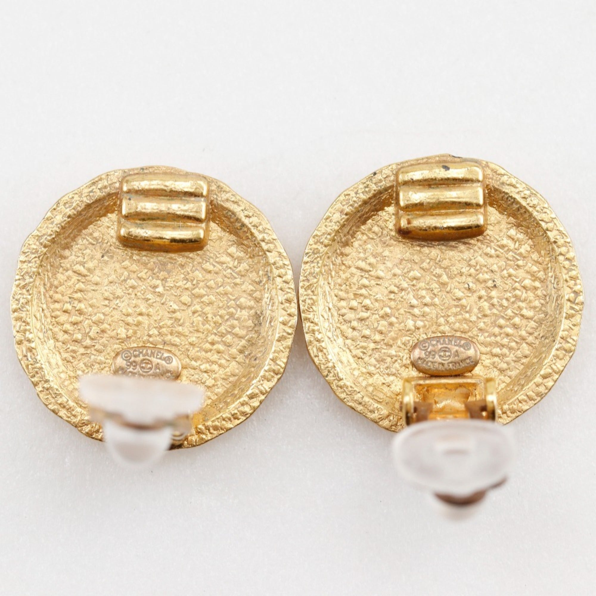 Clip-On Earrings Clip-On Gold-Tone Metal