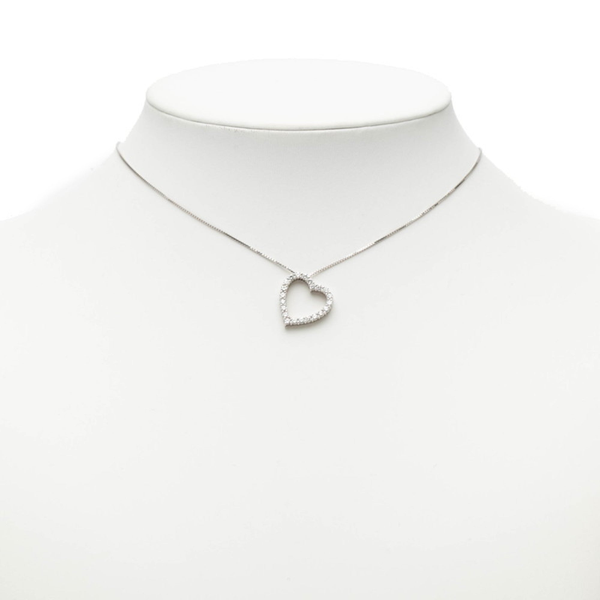 Pendant Necklace 18K White Gold with Diamond