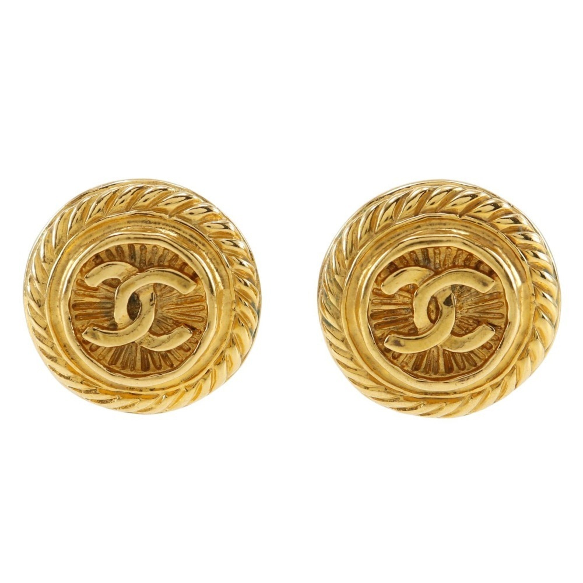 CC Logo Clip-On Earrings Metal Gold-Tone Metal