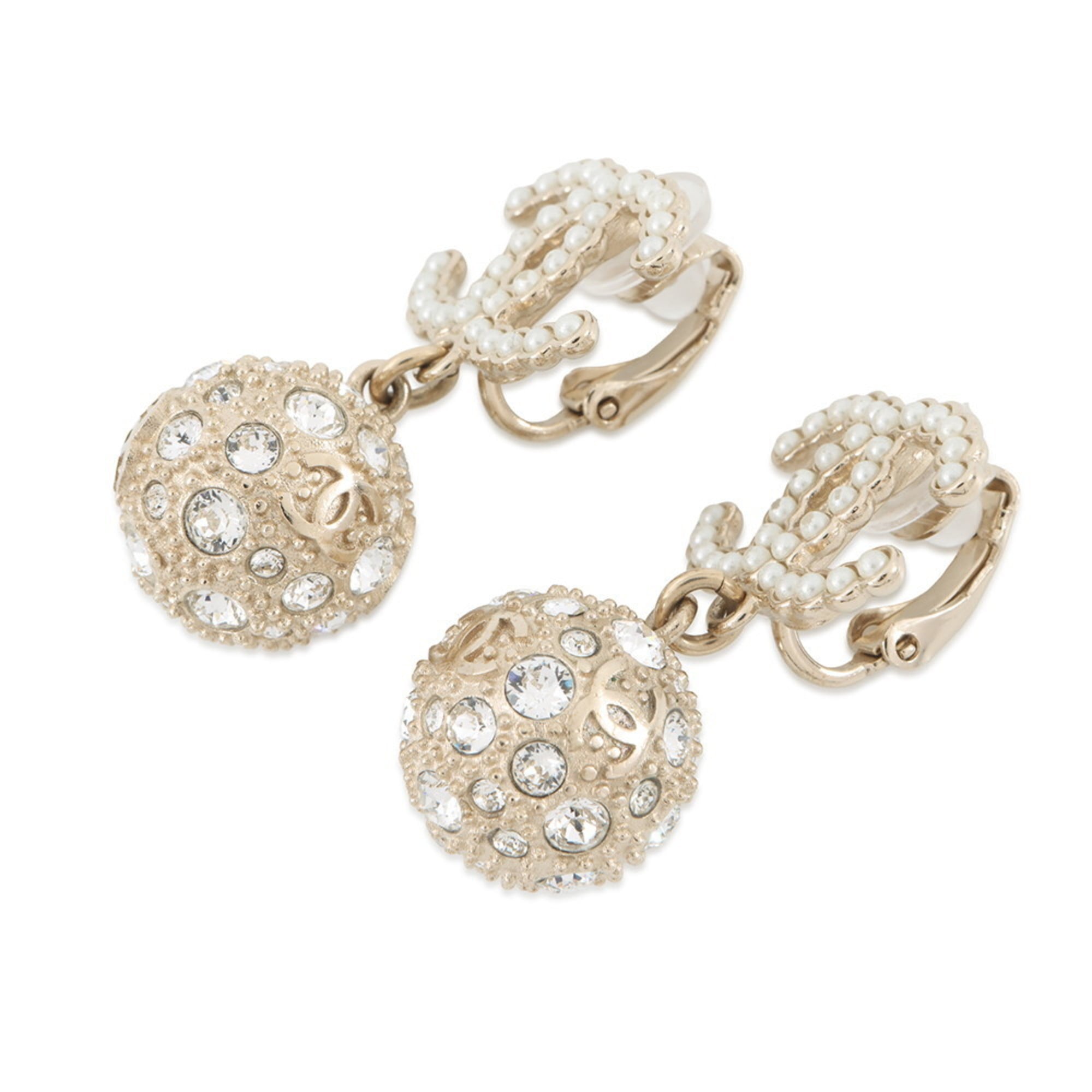 CC Logo Clip-On Earrings Gold-Tone Metal Gold-Tone Metal