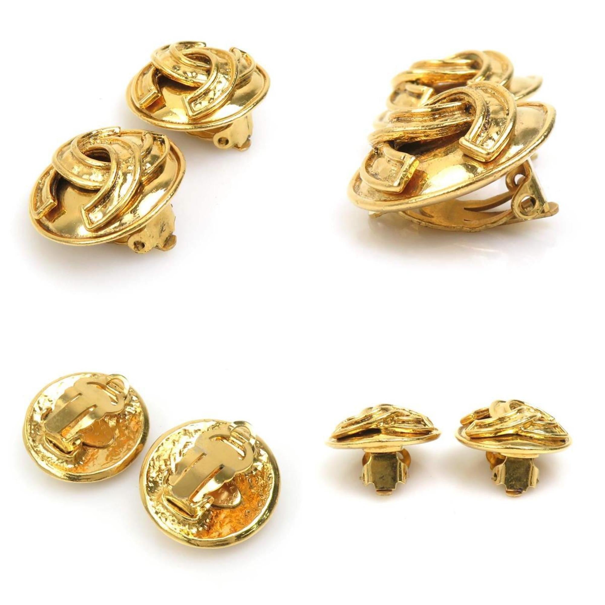 CC Logo Clip-On Earrings Gold-Tone Metal Gold-Tone Metal