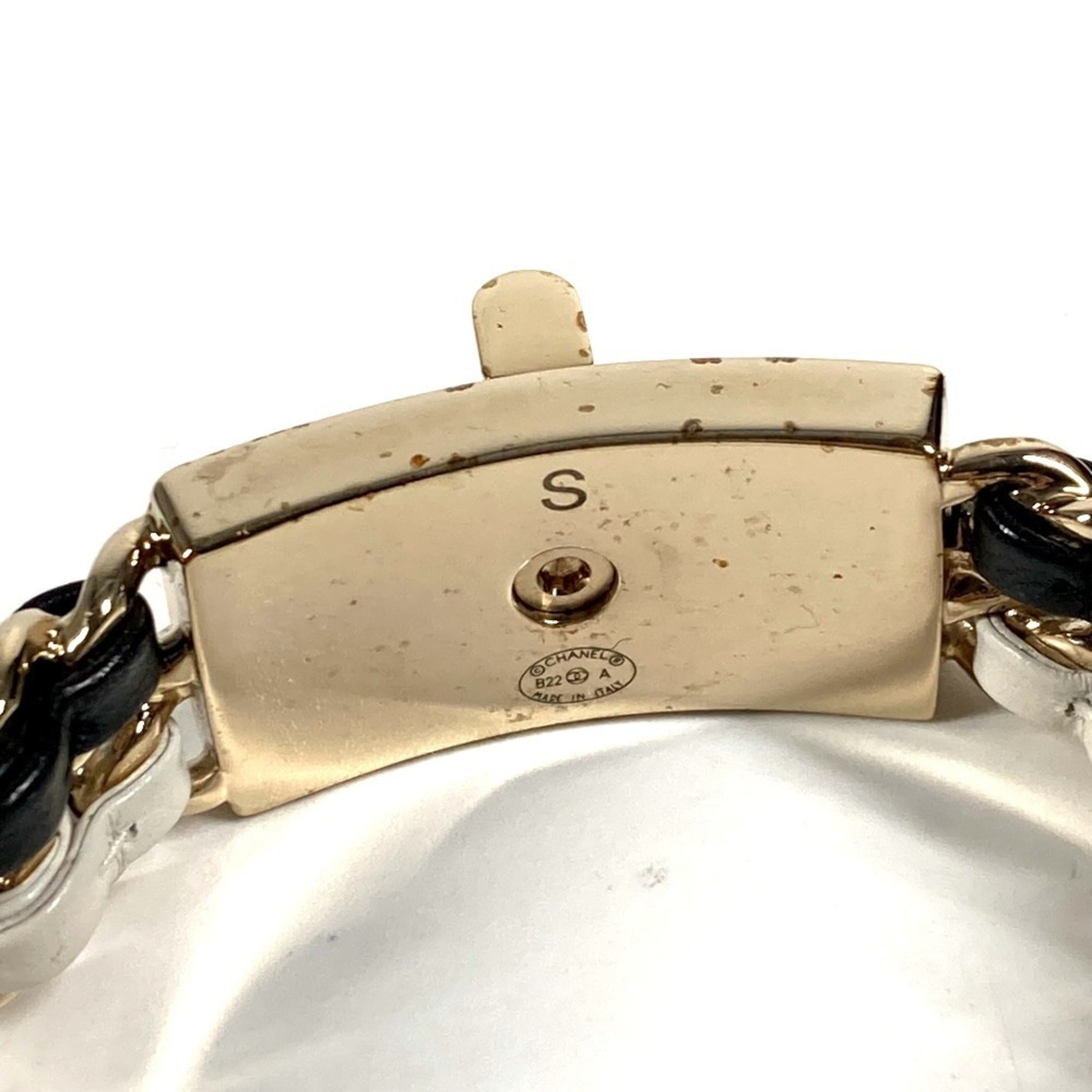 CC Logo Chain Bracelet Gold-Tone Metal