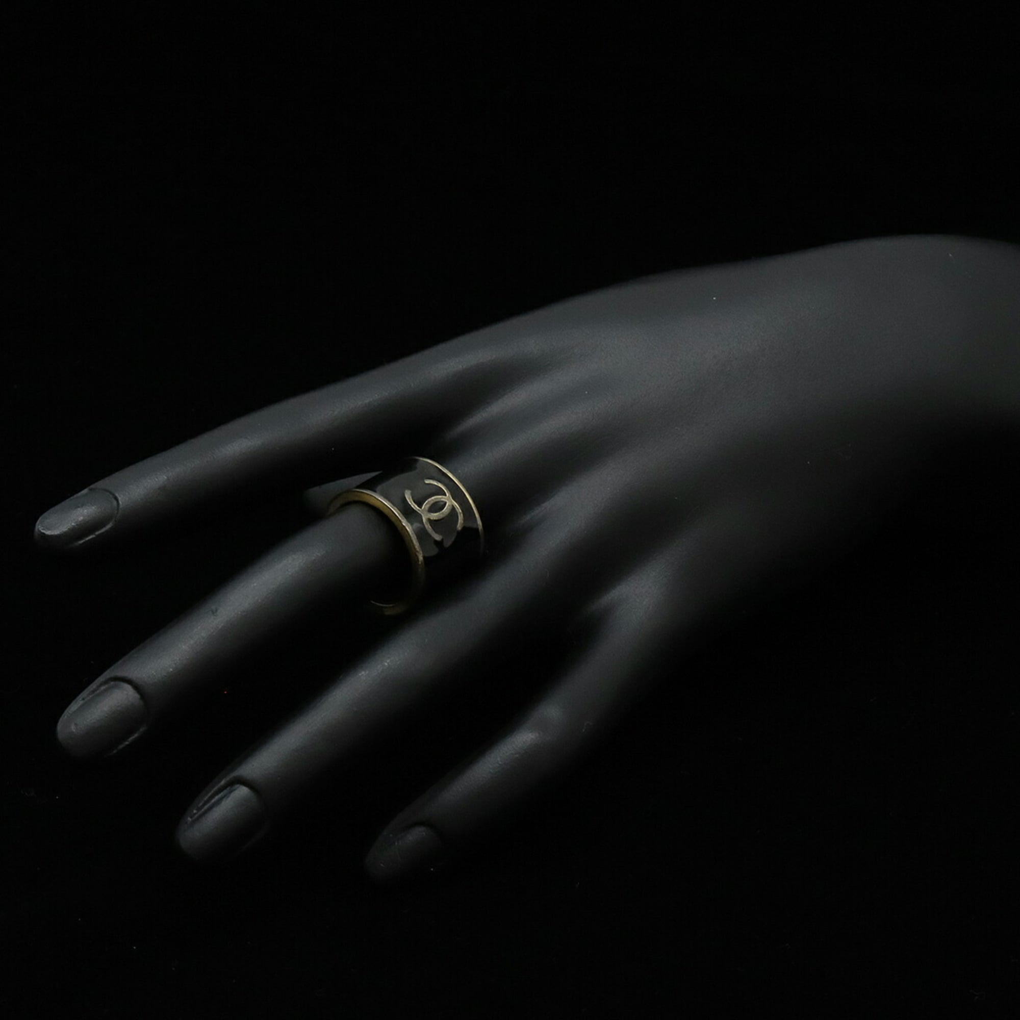 CC Logo Heart Ring Metal