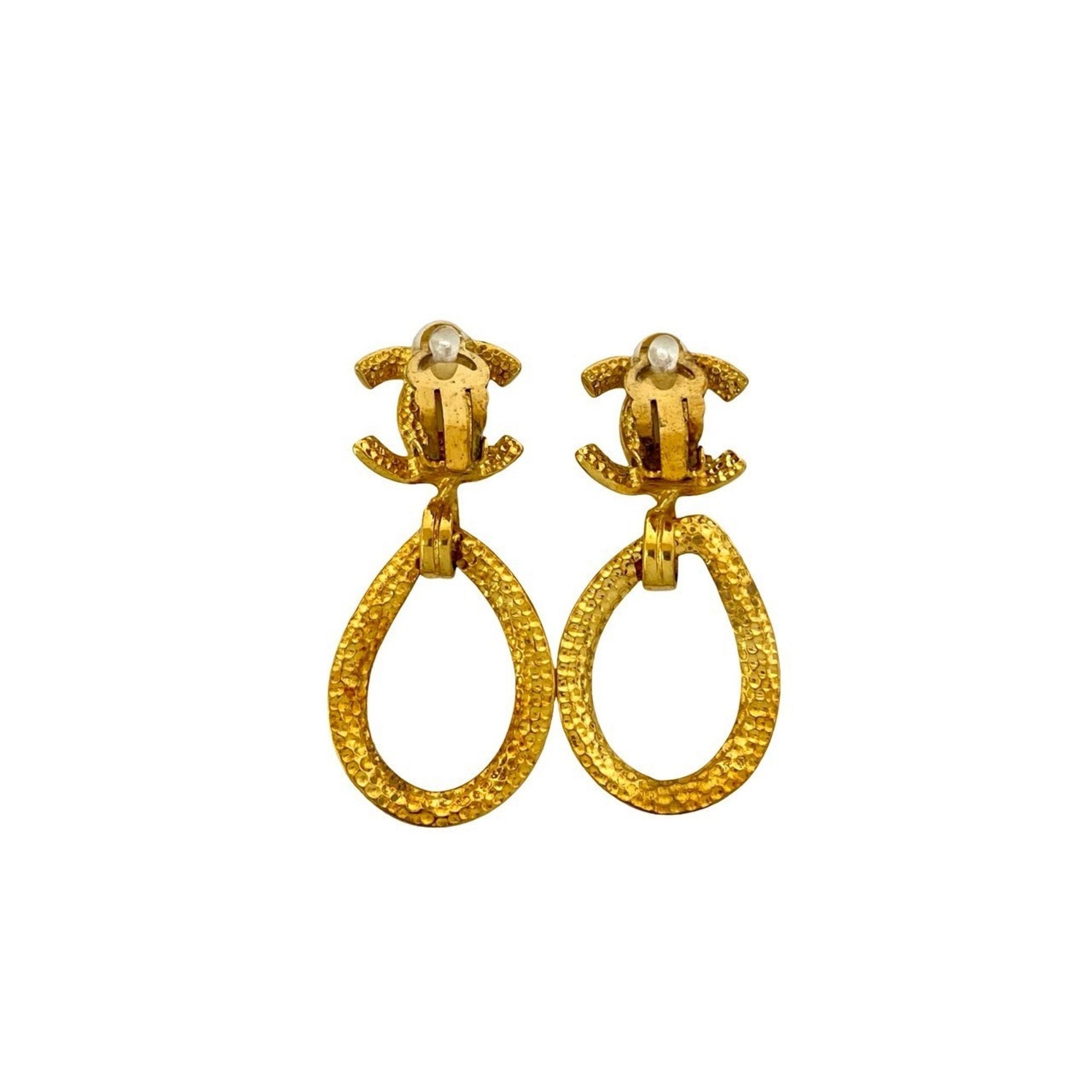 CC Logo Clip-On Earrings Metal Gold-Tone Metal