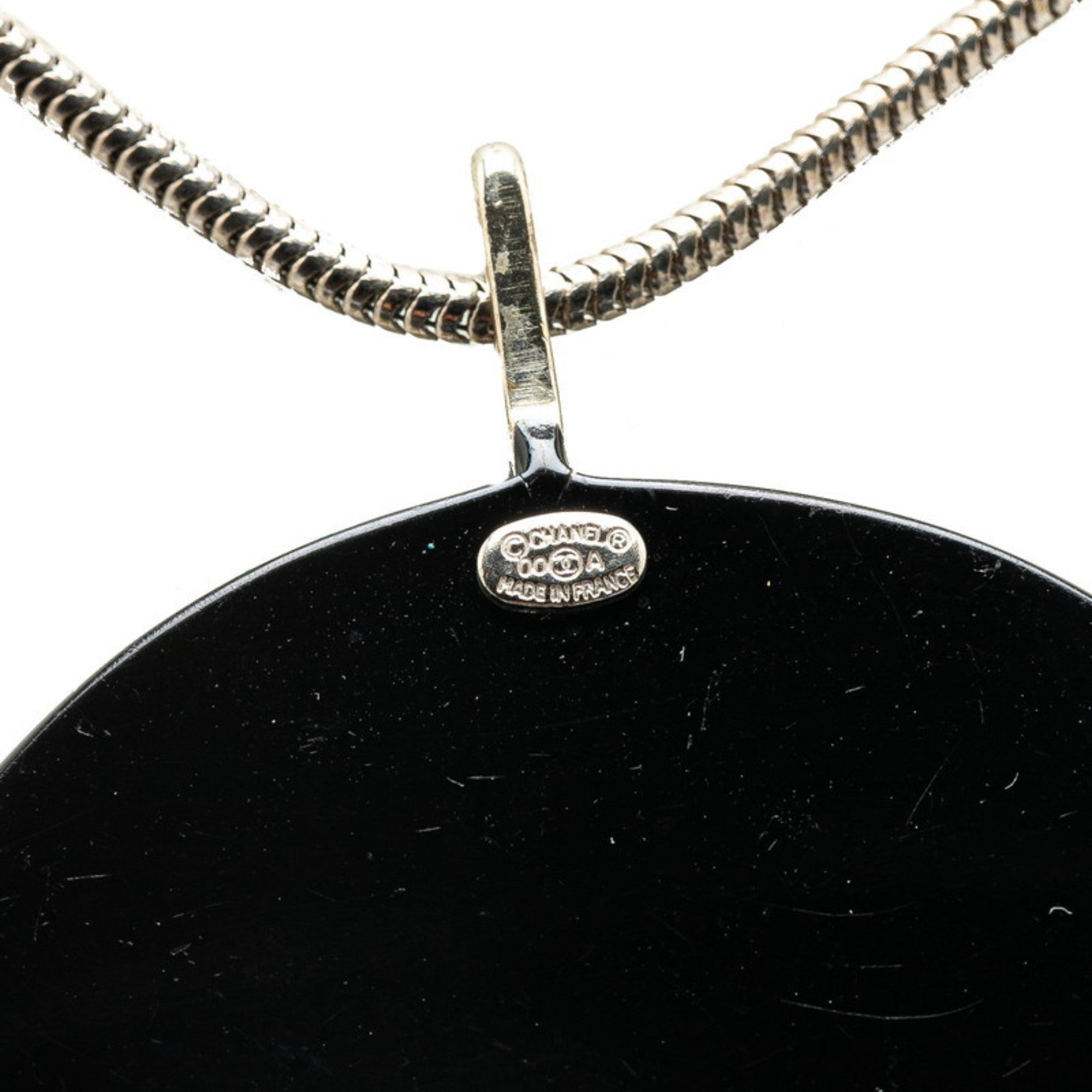 Pendant Necklace Black and Silver Metal