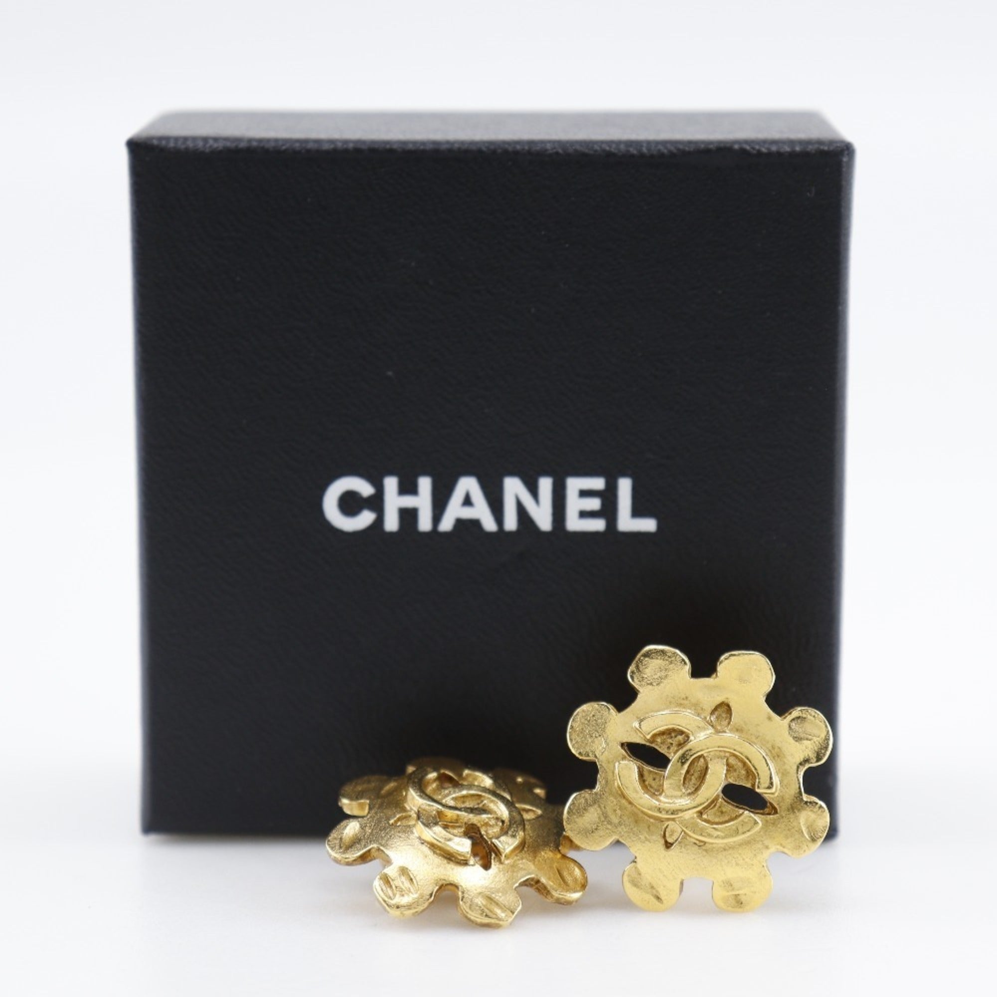 CC Logo Flower Clip-On Earrings Metal