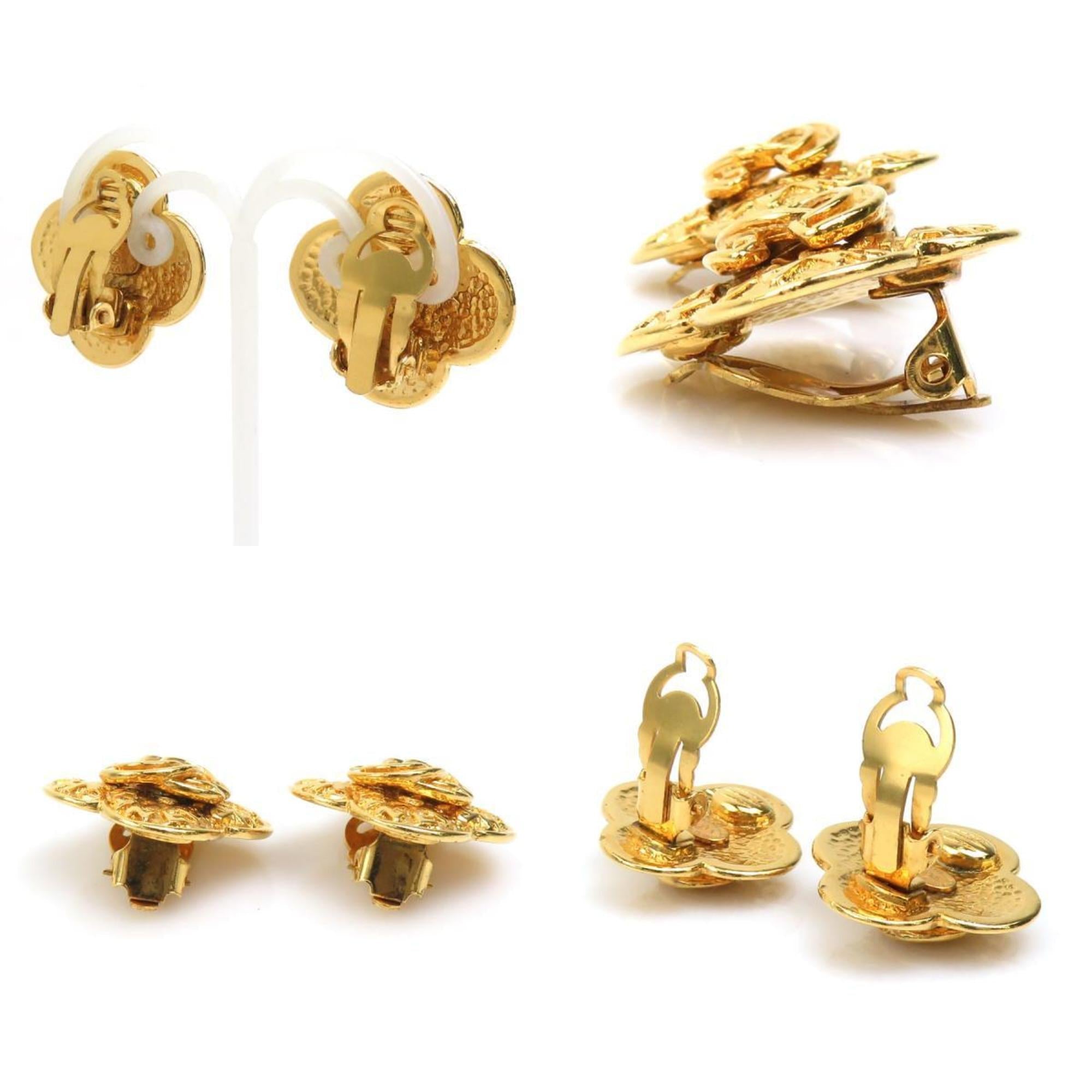 CC Logo Clip-On Earrings Gold-Tone Metal Gold-Tone Metal