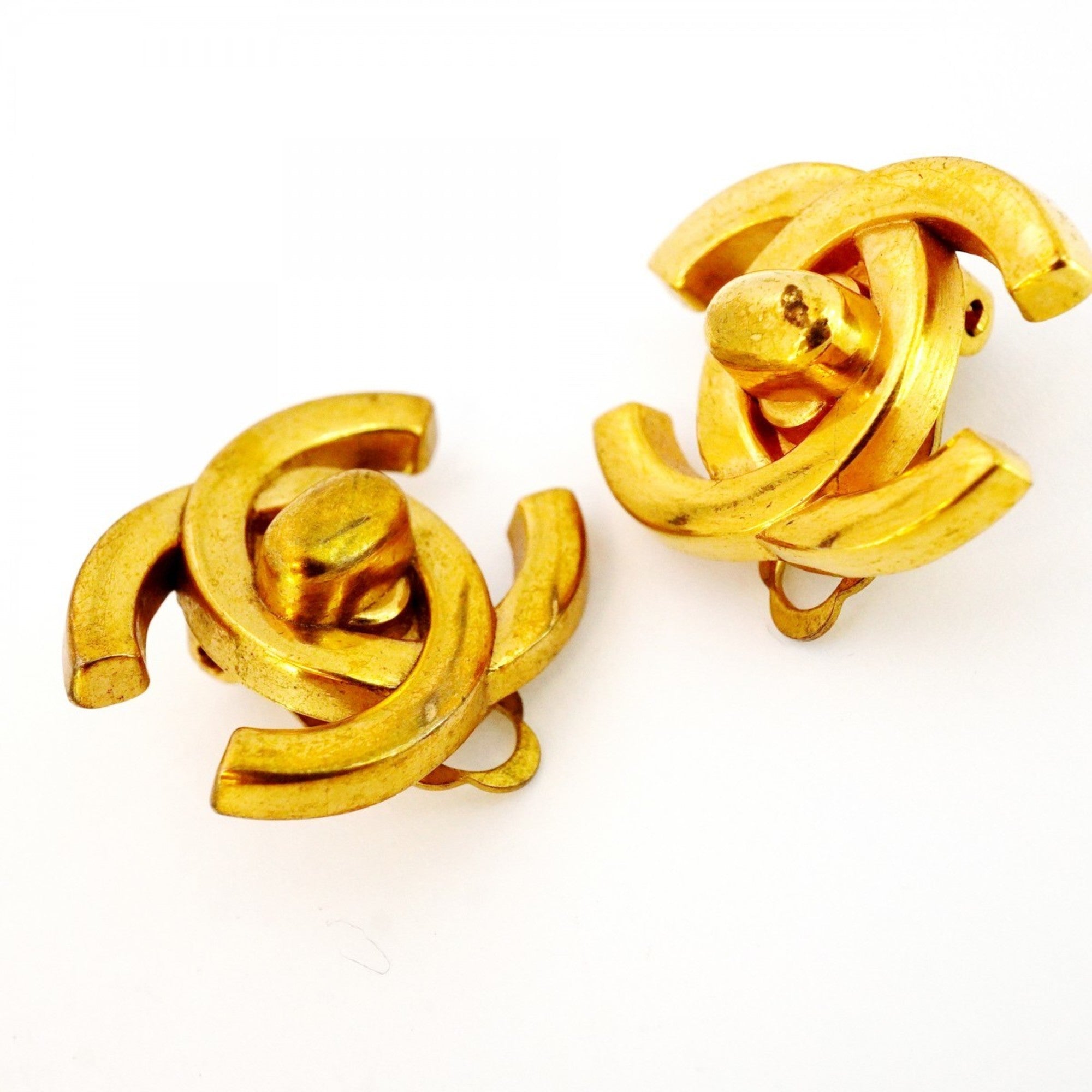 CC Logo Lock Clip-On Earrings Metal Gold-Tone Metal