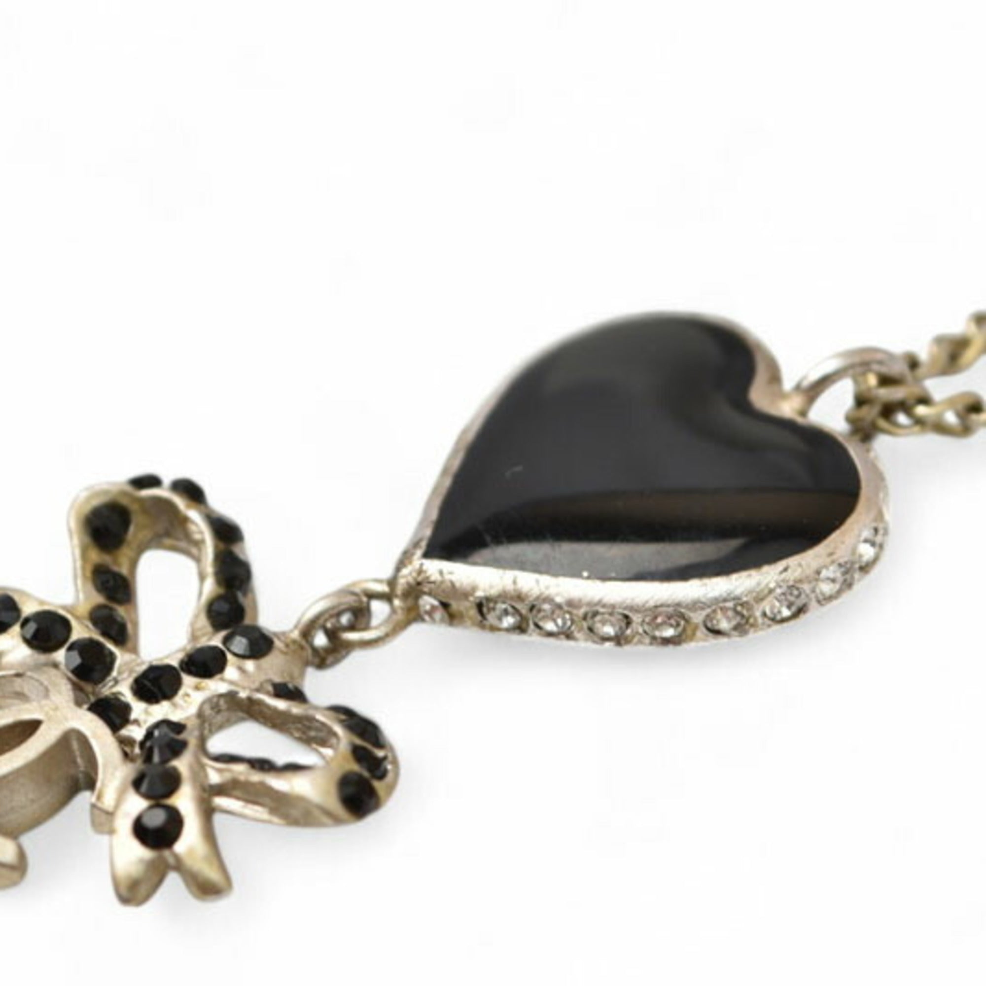 Heart Pendant Necklace Metal