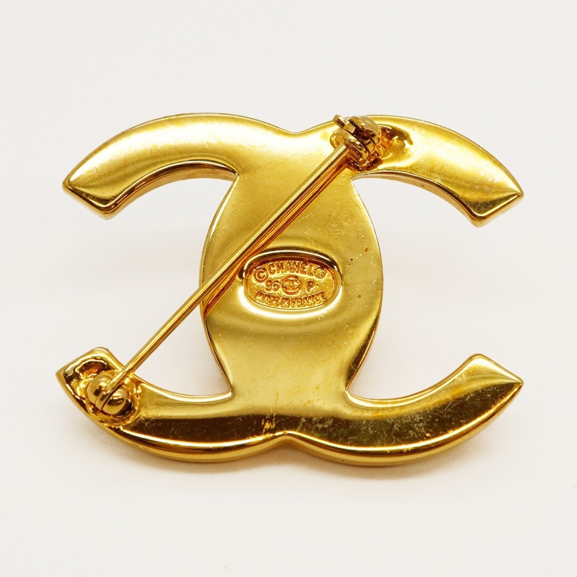CC Logo Lock Brooch Metal