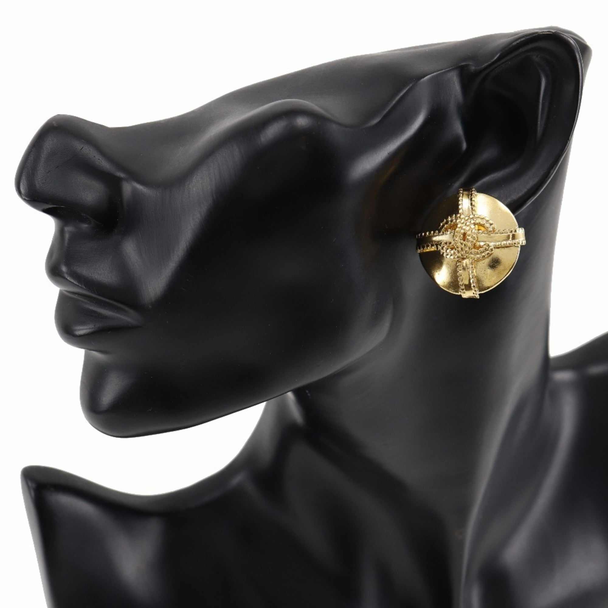 CC Logo Clip-On Earrings Metal Gold-Tone Metal