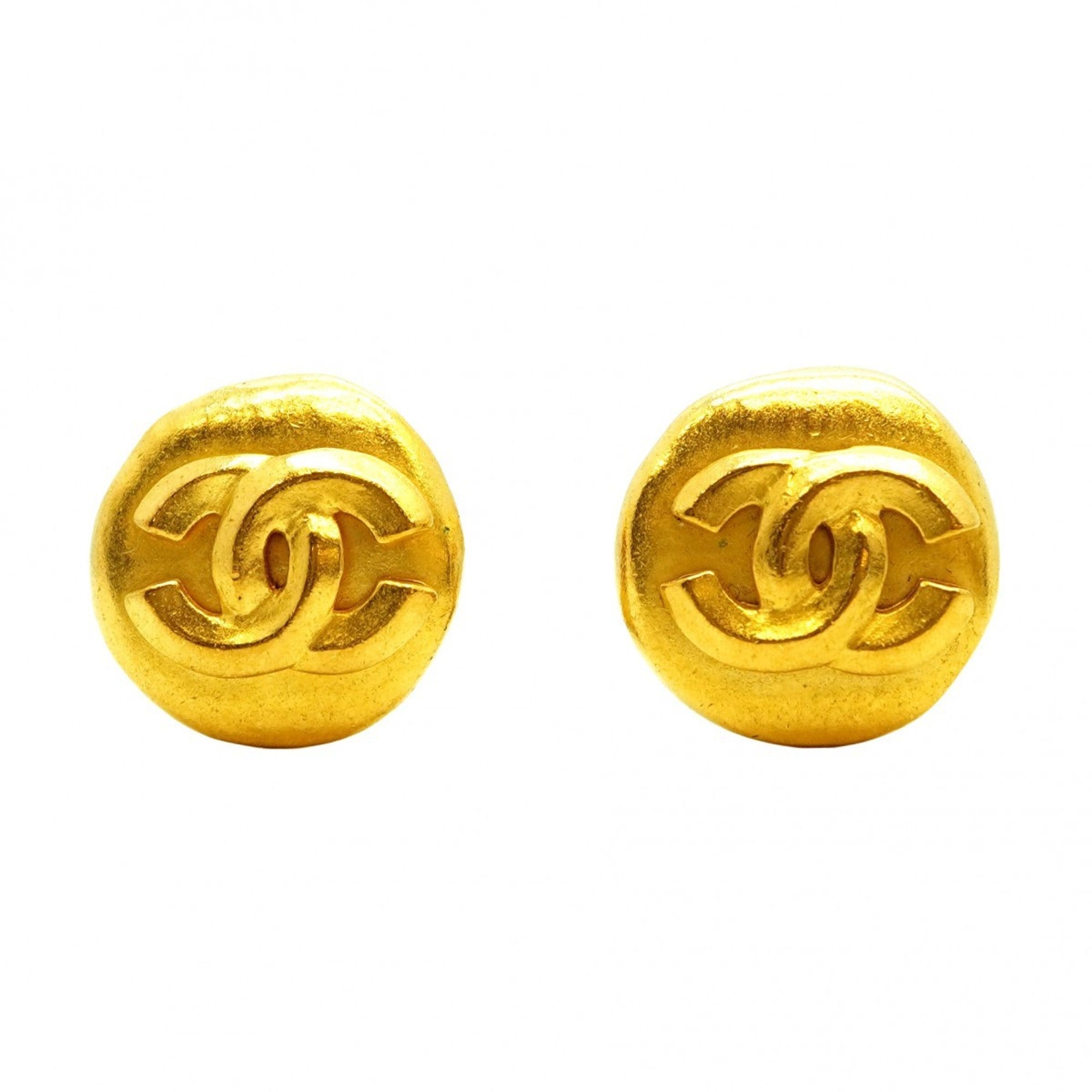 CC Logo Clip-On Earrings Metal Gold-Tone Metal