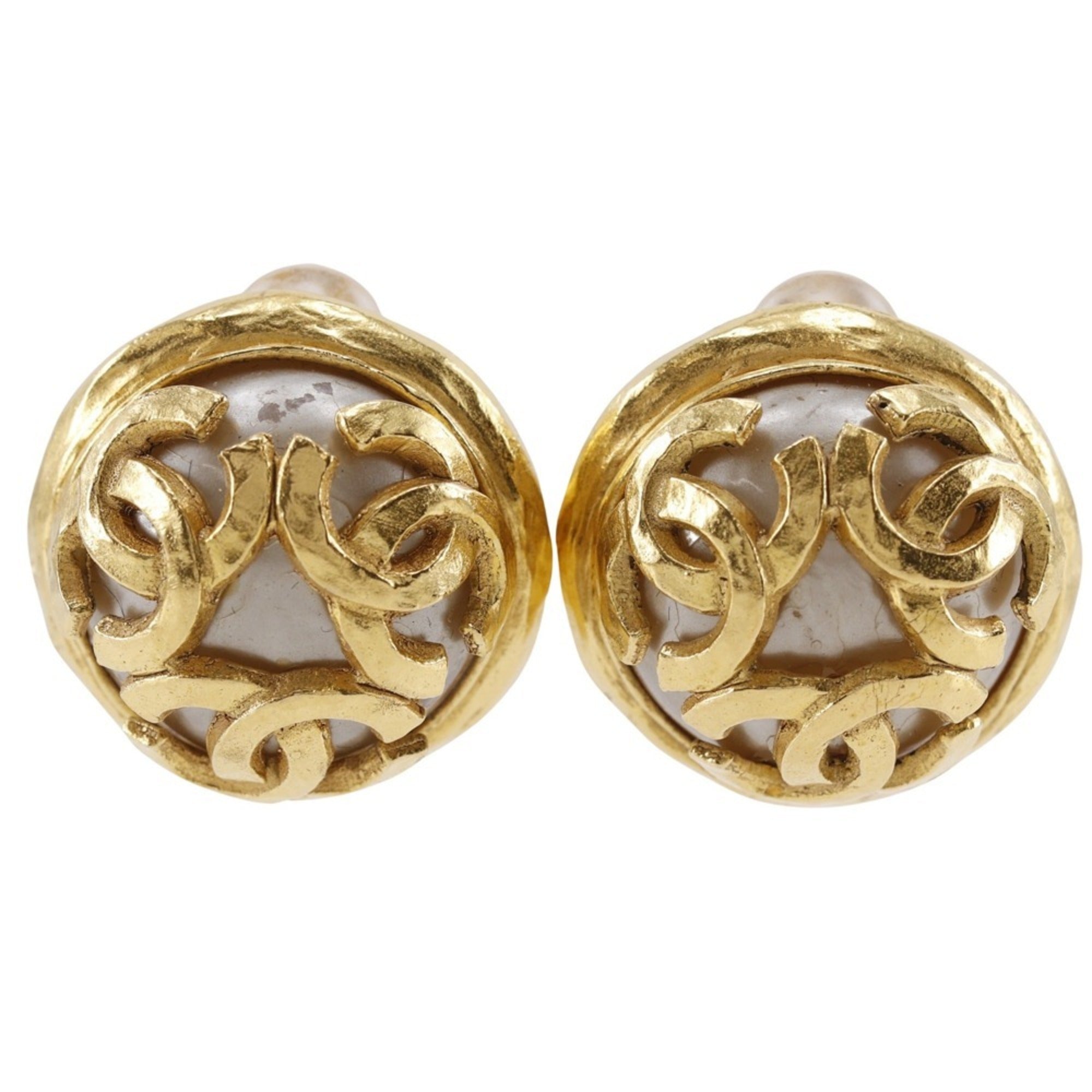 CC Logo Clip-On Earrings Metal Gold-Tone Metal