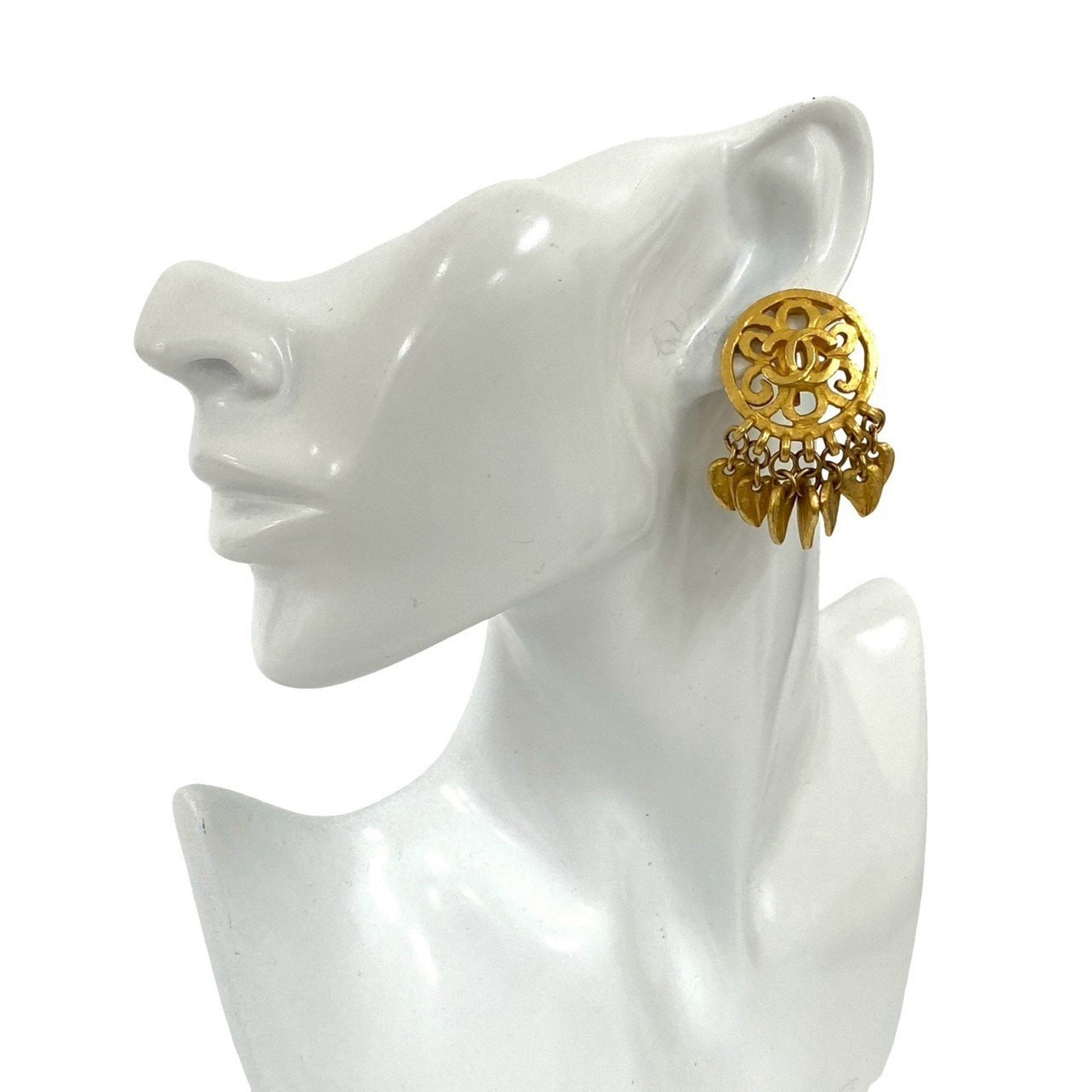 CC Logo Clip-On Earrings Metal Gold-Tone Metal