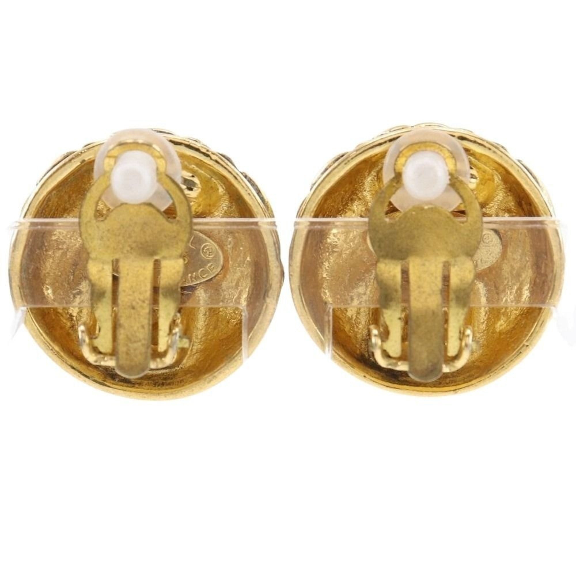 CC Logo Clip-On Earrings Metal Gold-Tone Metal