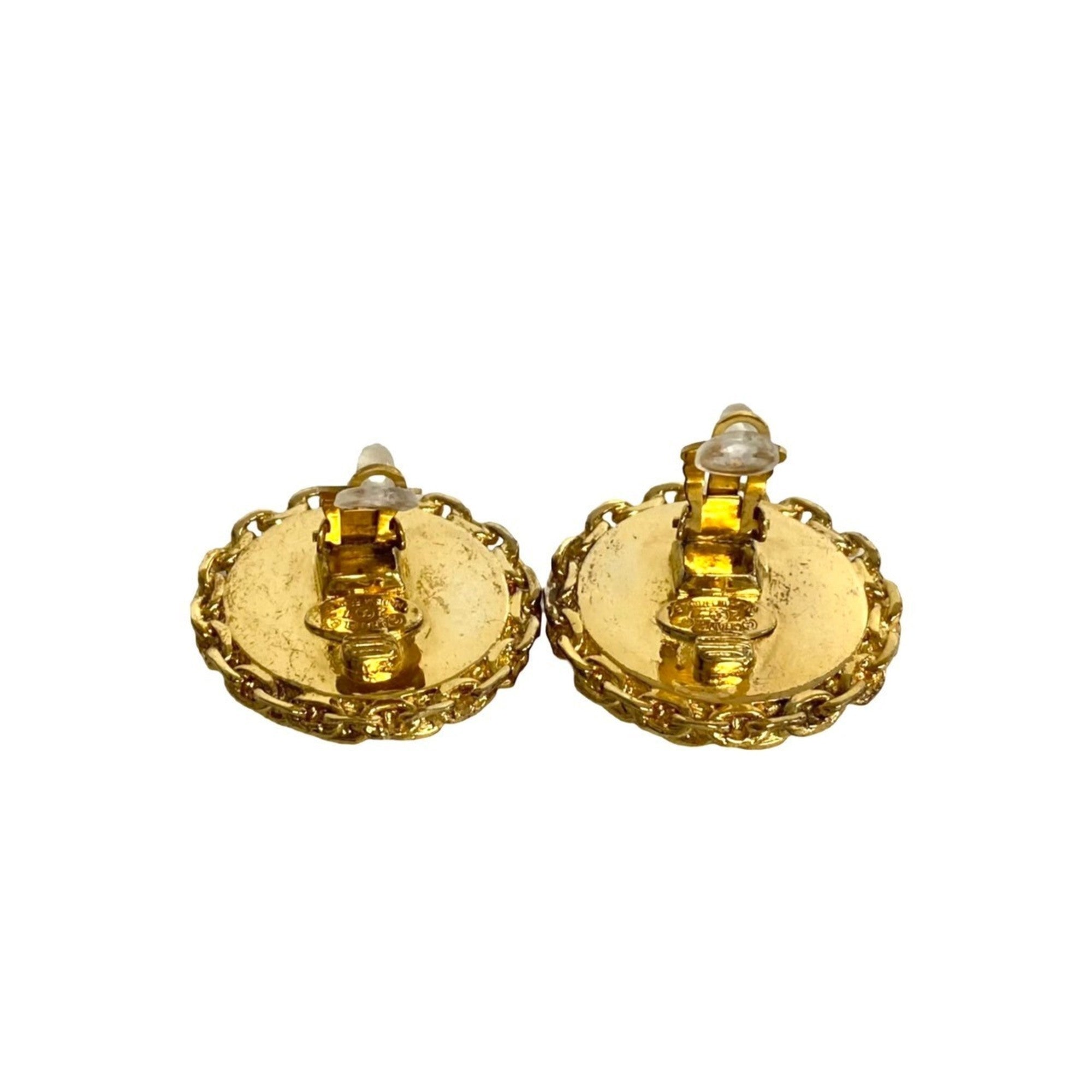 CC Logo Clip-On Earrings Metal Gold-Tone Metal