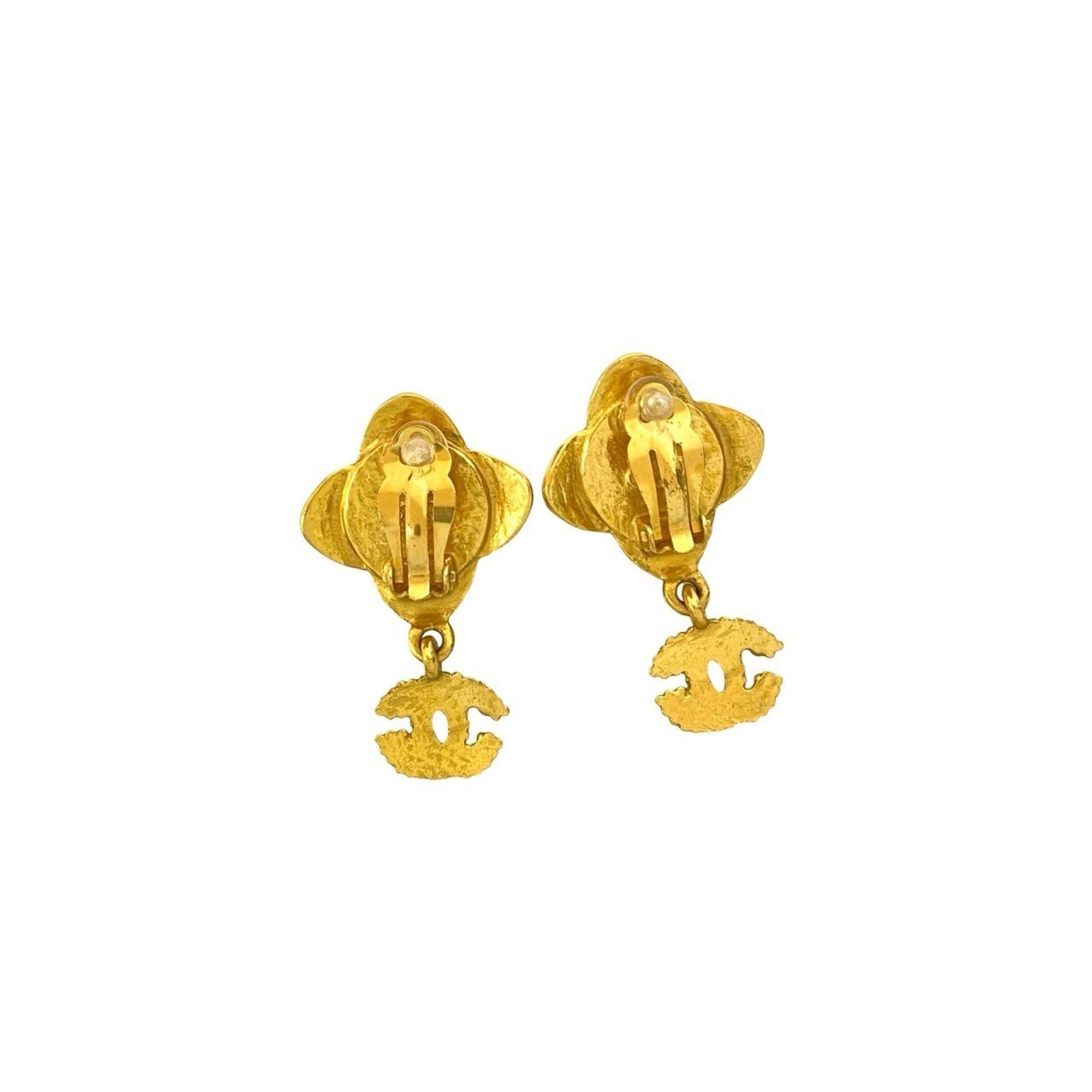 CC Logo Clip-On Earrings Metal Gold-Tone Metal