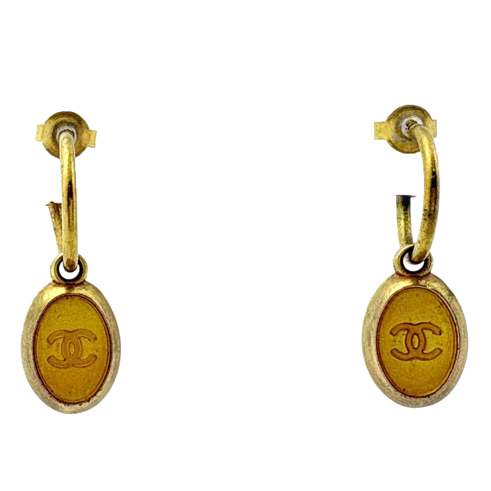 CC Logo Oval Earrings Metal Gold-Tone Metal