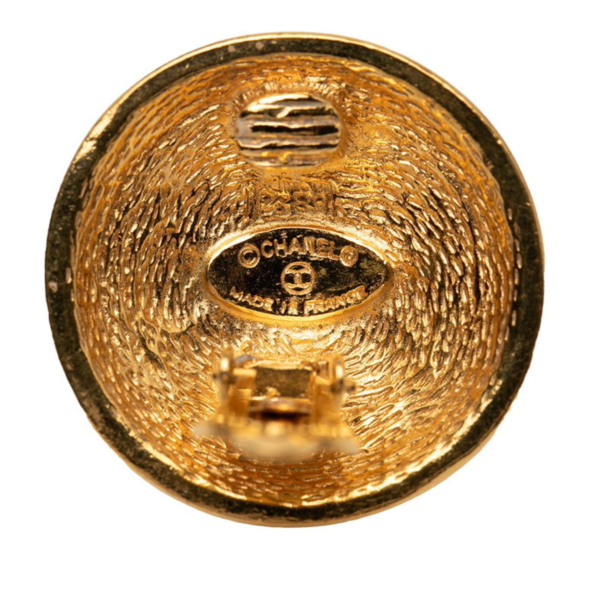 CC Logo Round Clip-On Earrings Metal Gold-Tone Metal