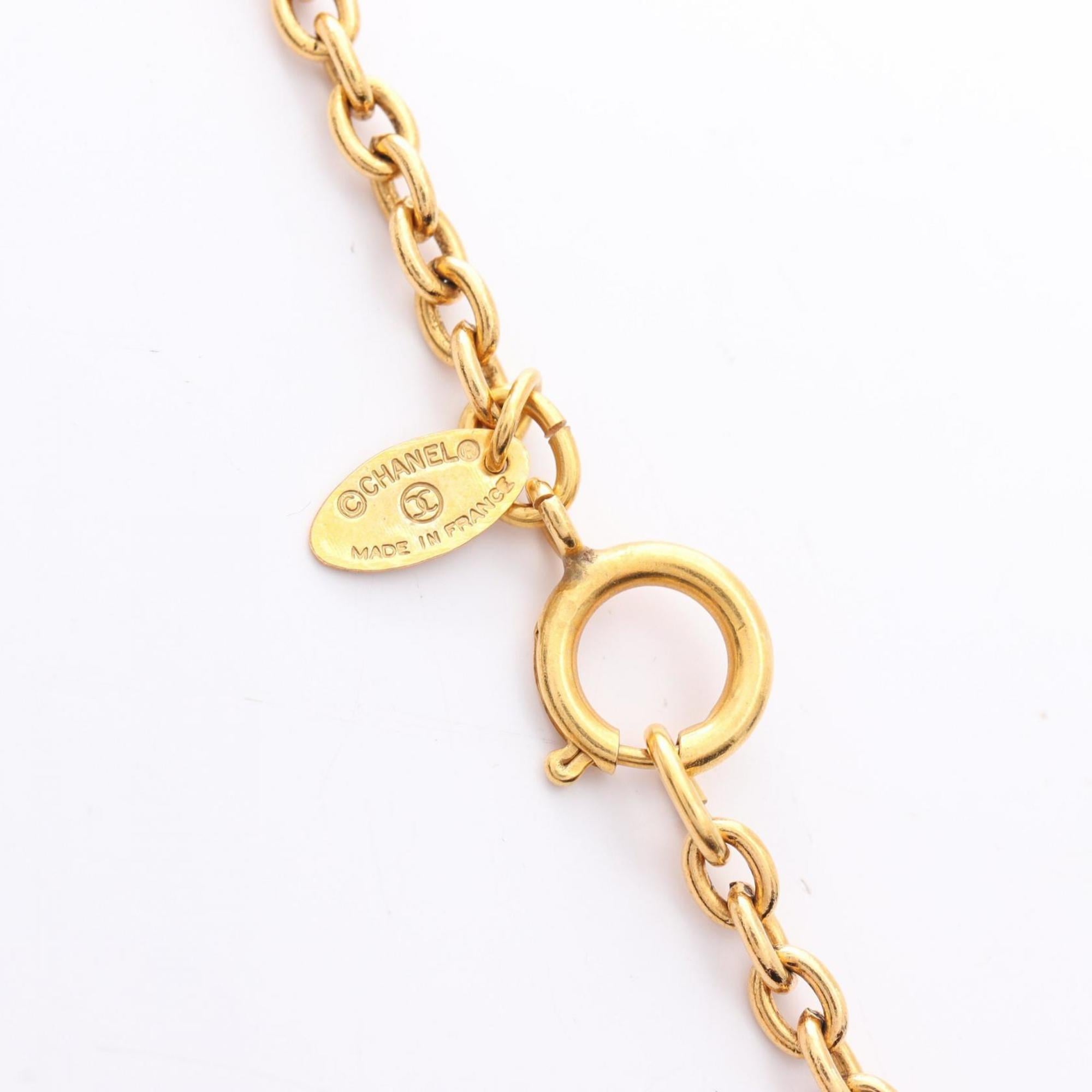 CC Logo Pendant Necklace Metal
