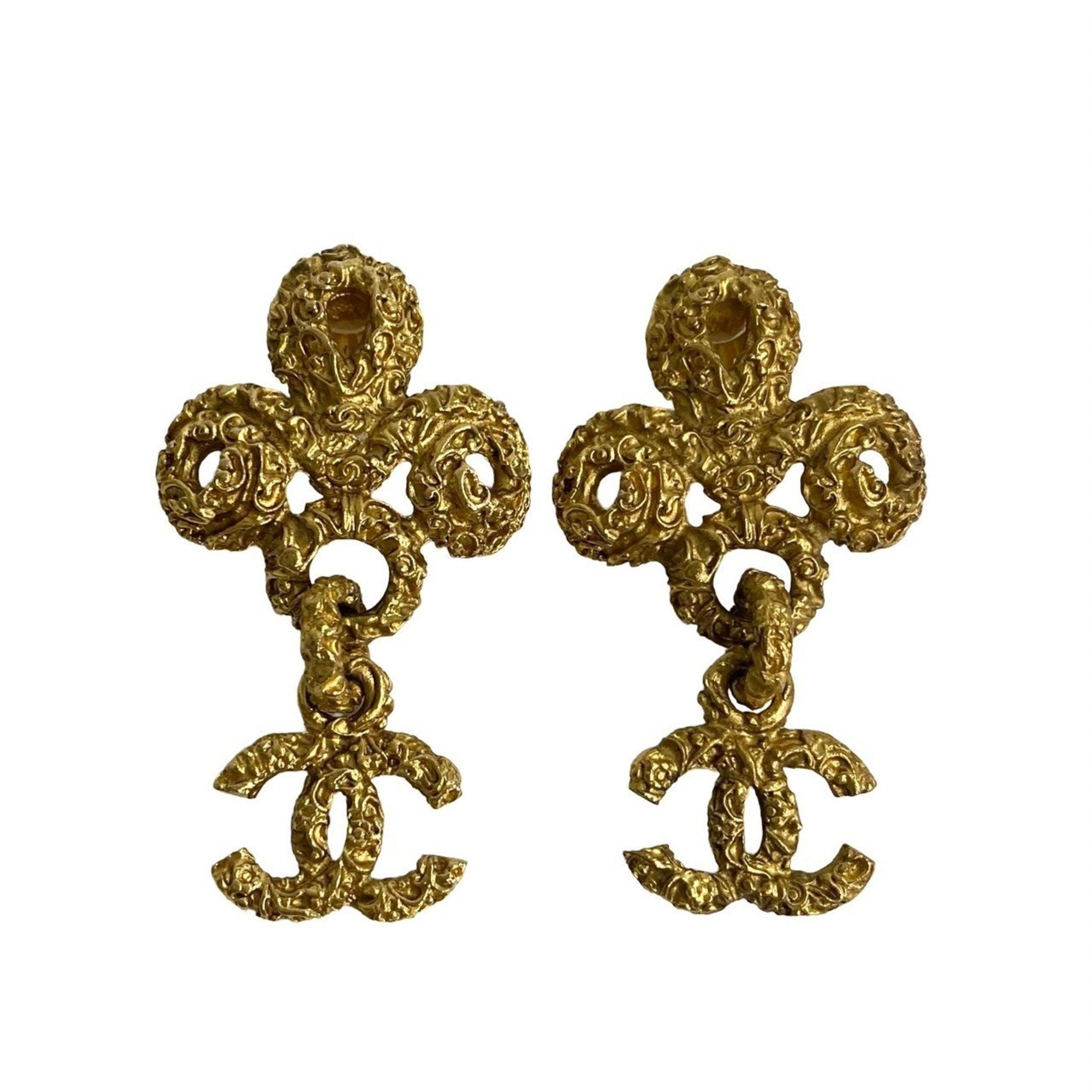 CC Logo Clip-On Earrings Metal Gold-Tone Metal