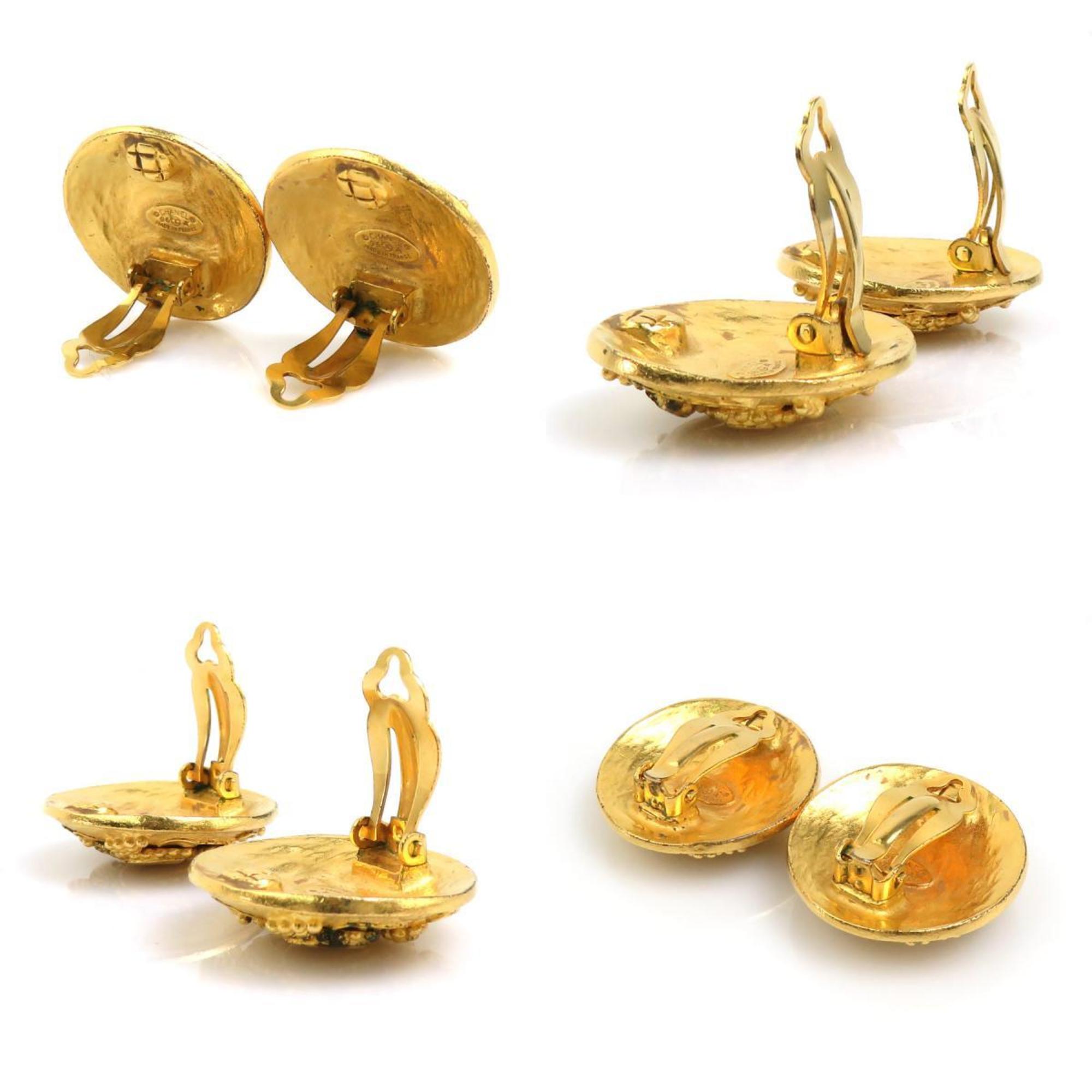 CC Logo Clip-On Earrings Gold-Tone Metal Gold-Tone Metal
