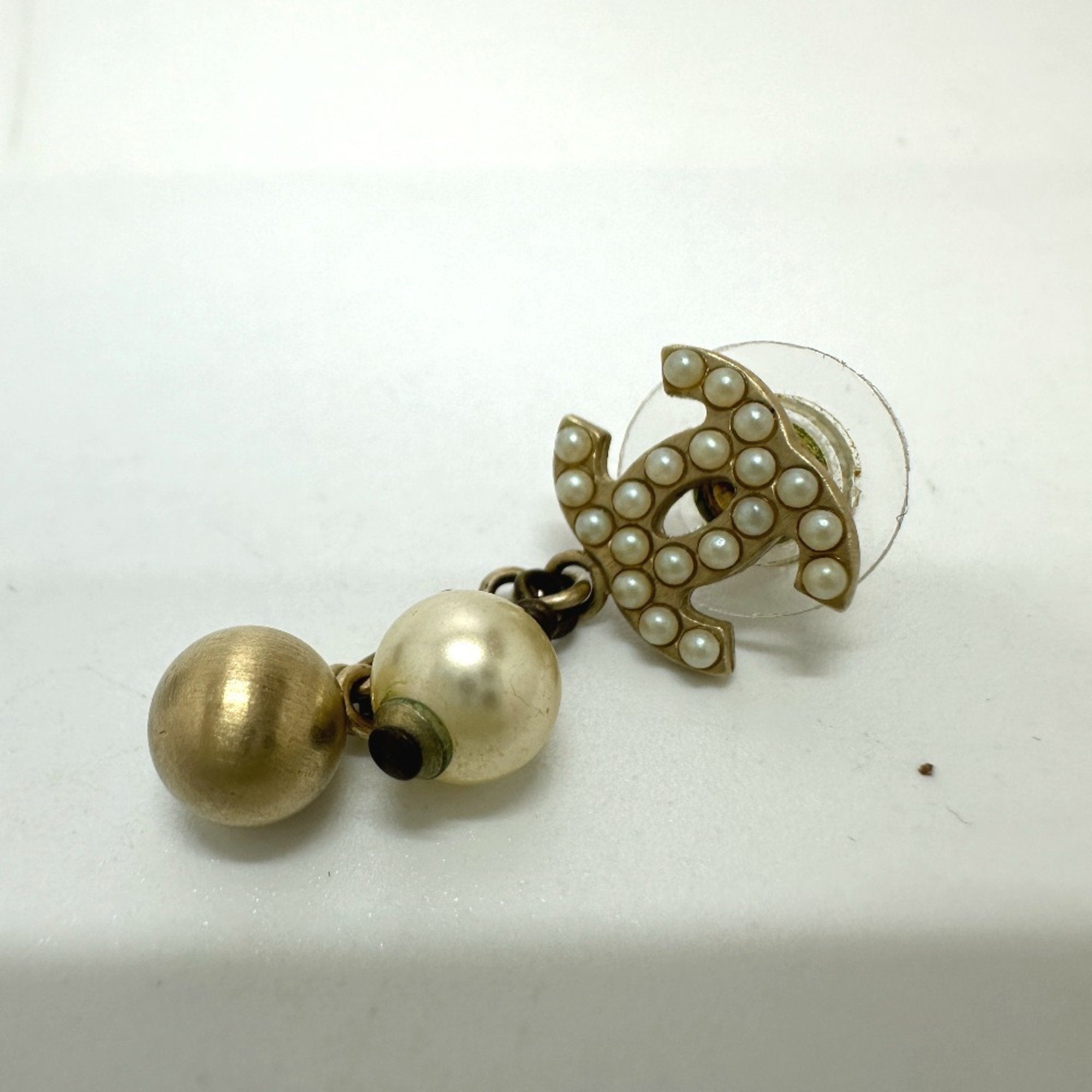 CC Logo Earrings Metal Gold-Tone Metal