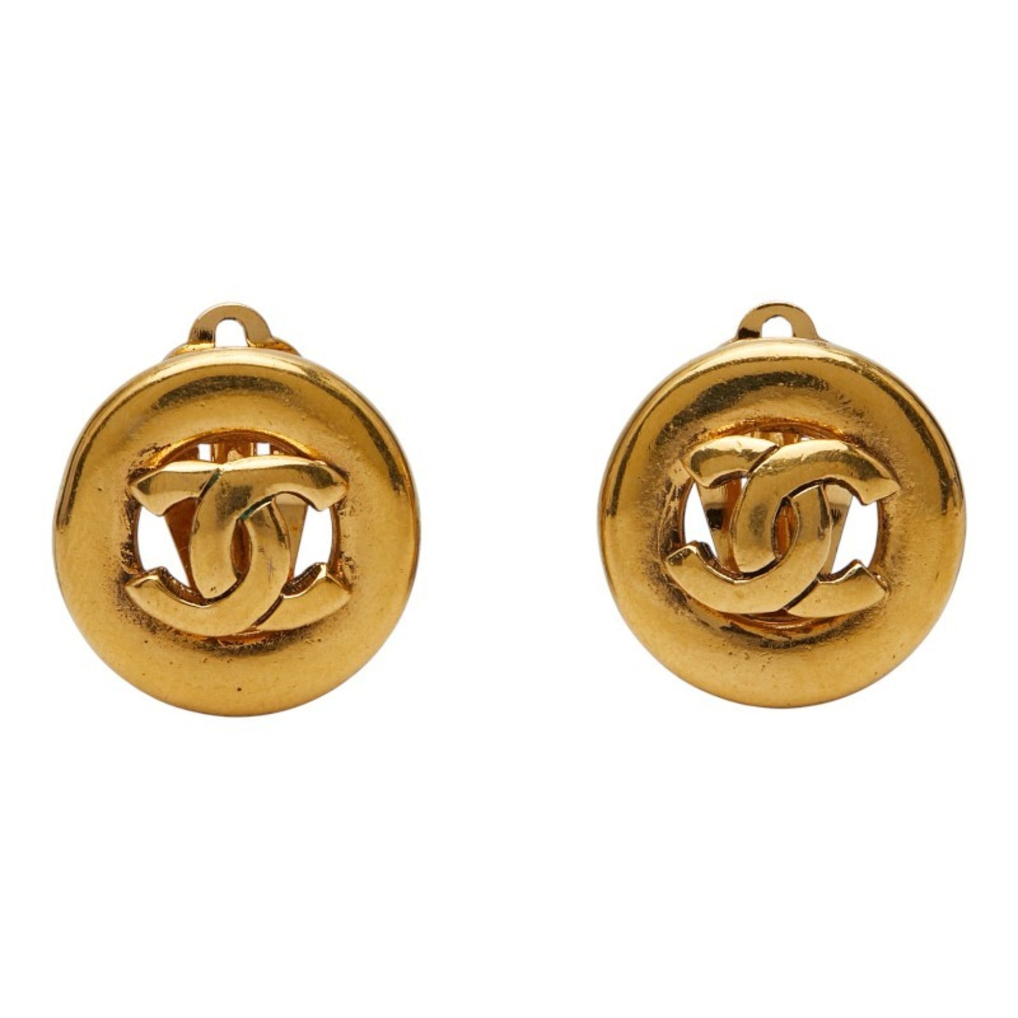 CC Logo Round Clip-On Earrings Metal Gold-Tone Metal
