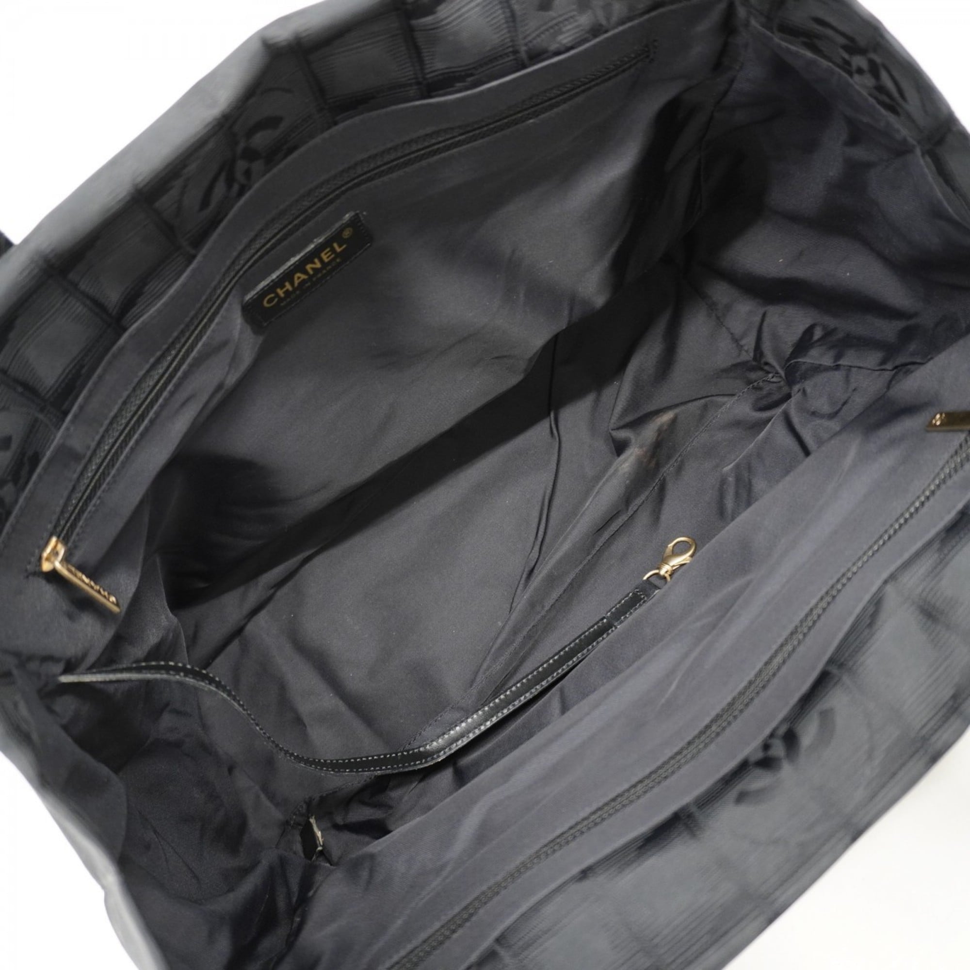 Travel Line Tote Nylon Medium