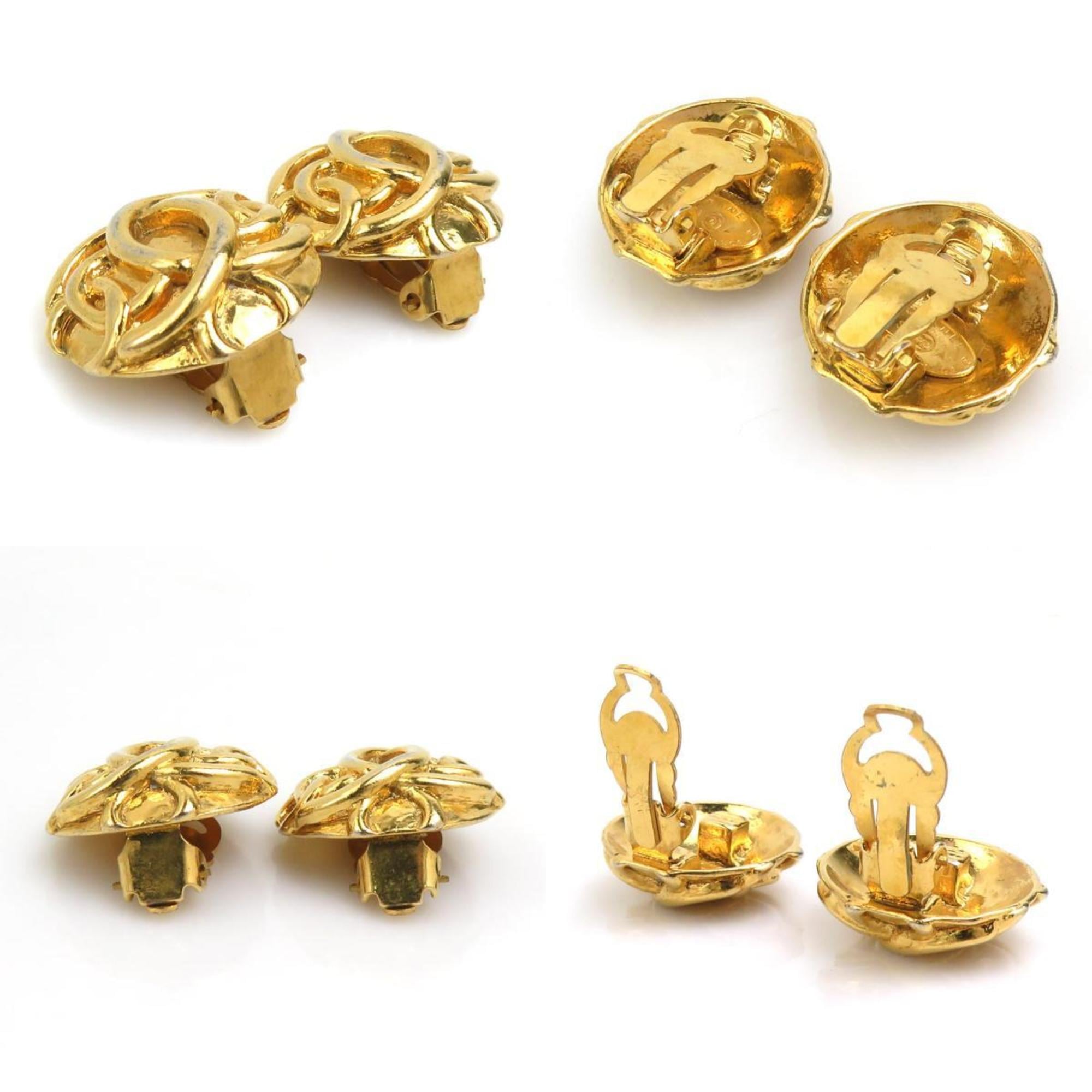 CC Logo Clip-On Earrings Gold-Tone Metal Gold-Tone Metal