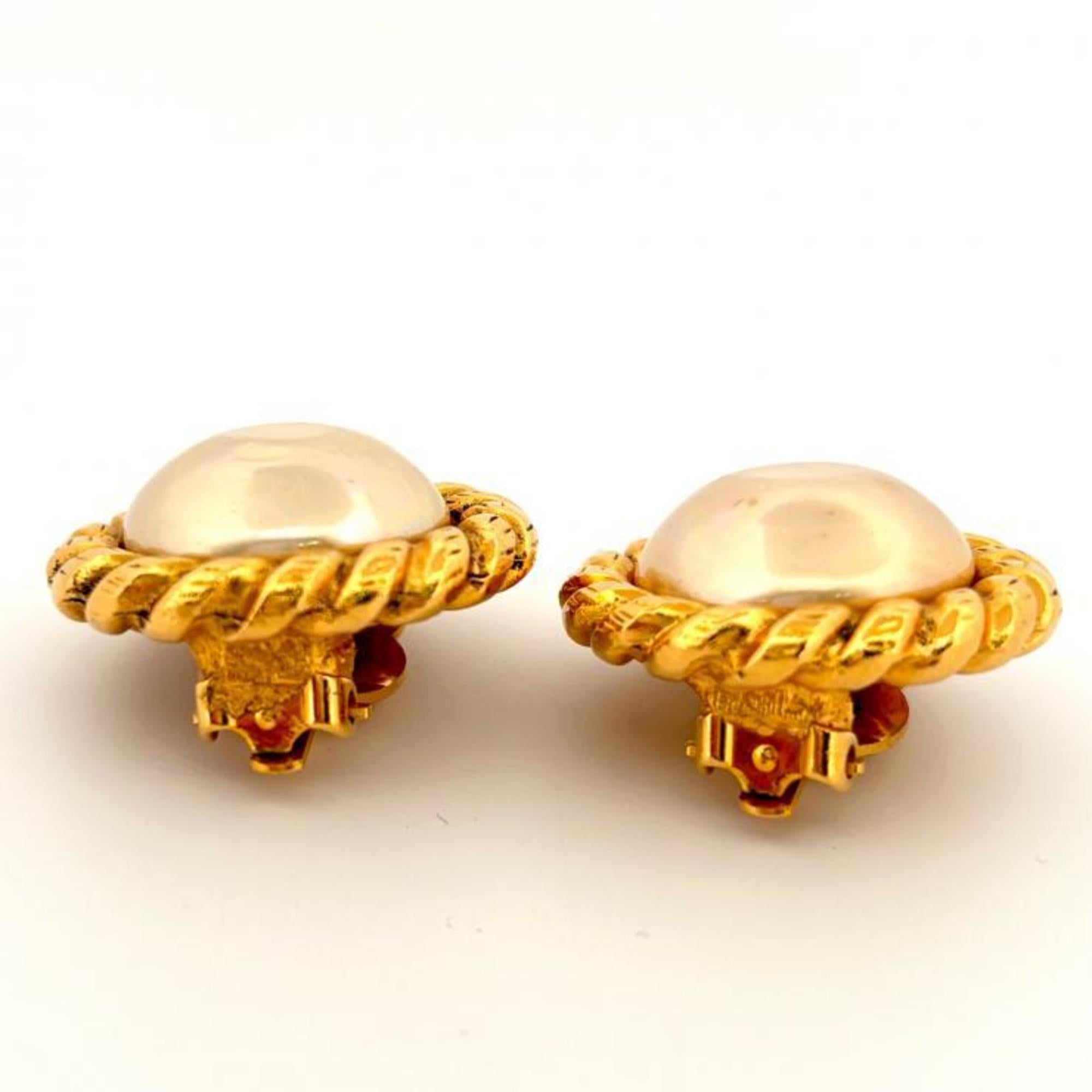 Vintage Earrings Pearl