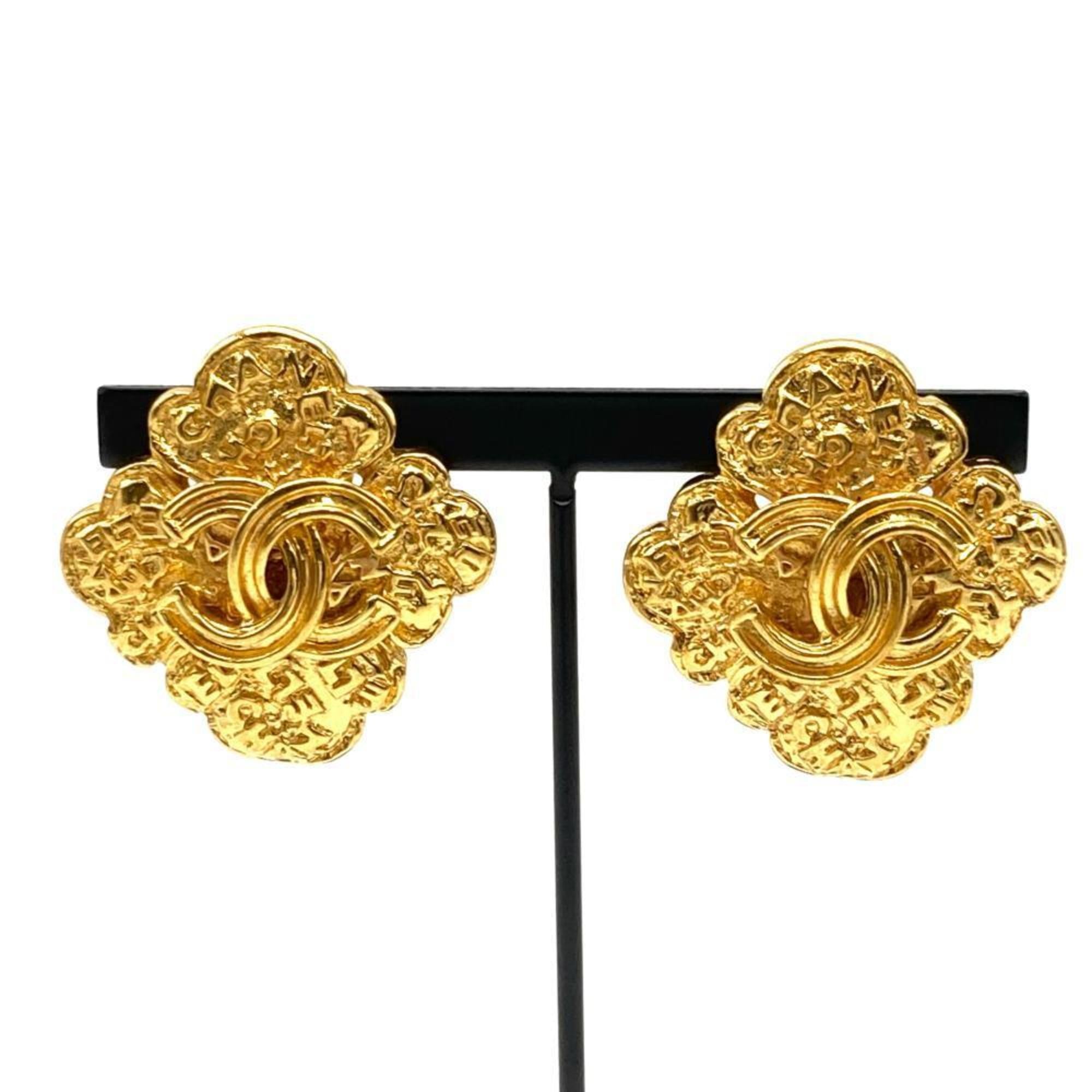 CC Logo Clover Clip-On Earrings Metal Gold-Tone Metal