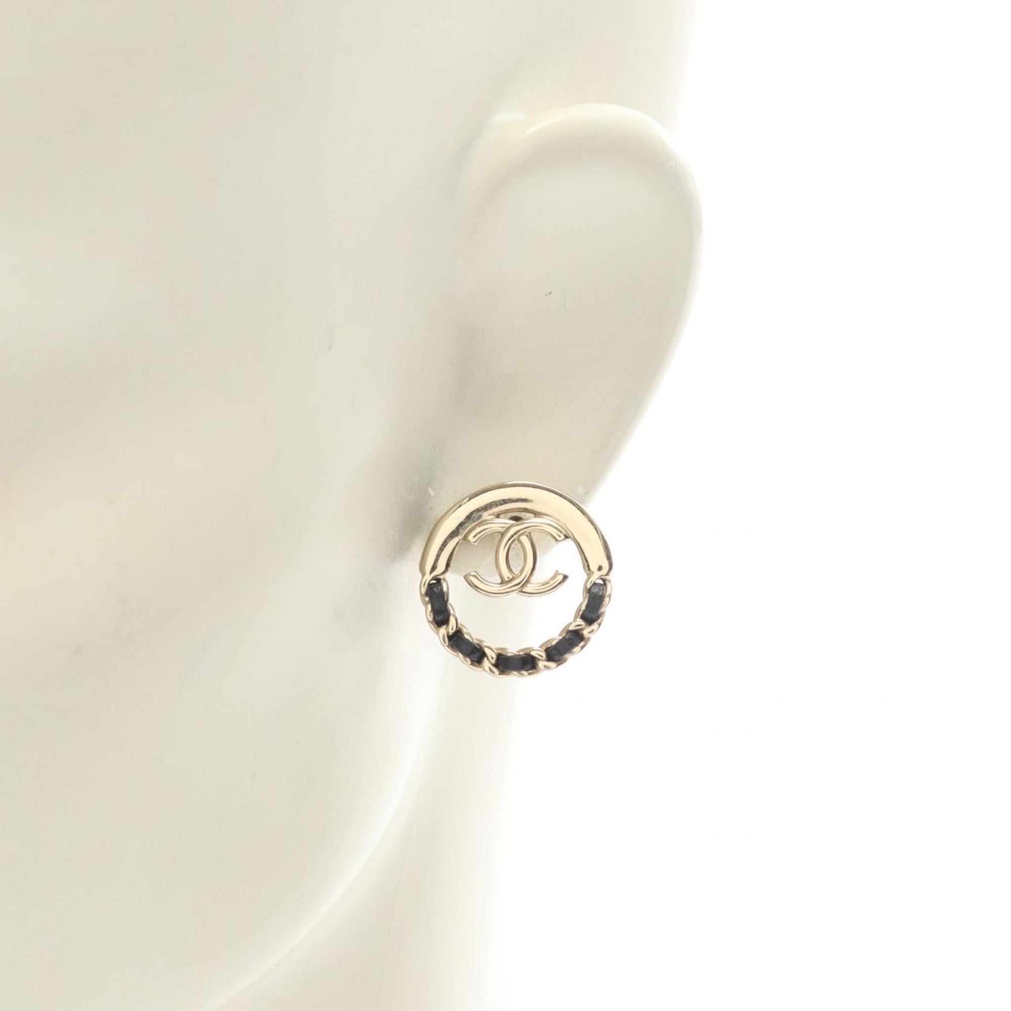 CC Logo Earrings Metal