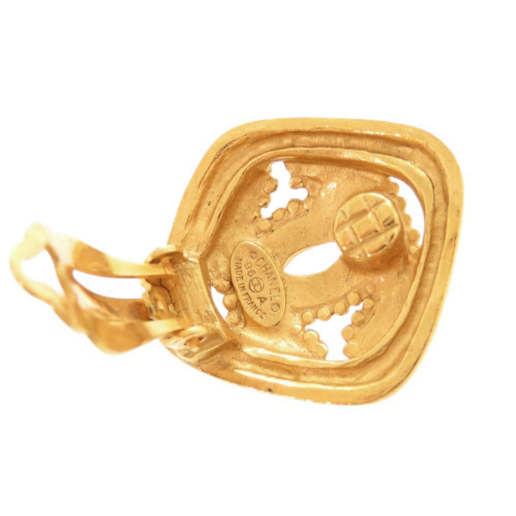 CC Logo Clip-On Earrings Gold-Tone Metal Gold-Tone Metal