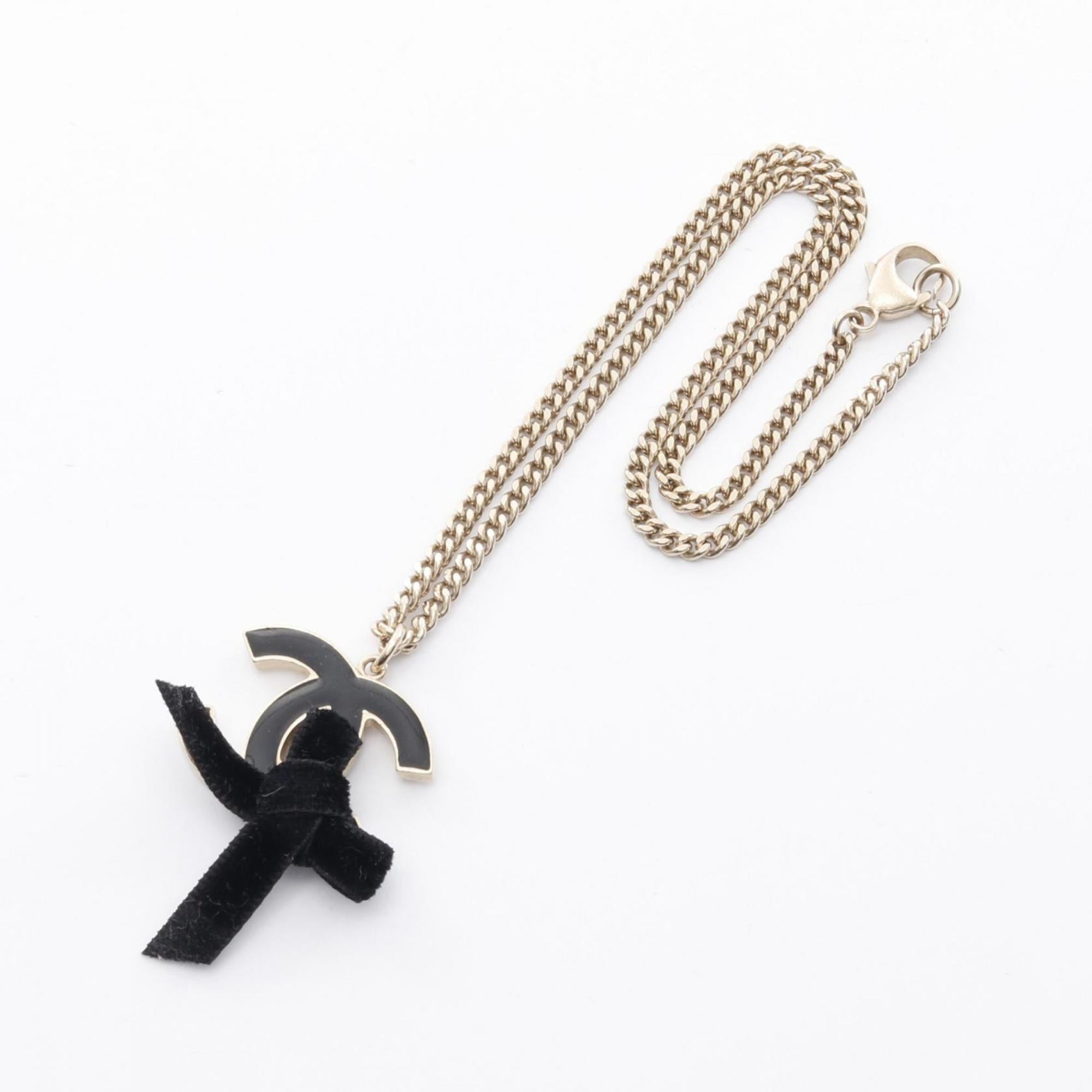 CC Logo Pendant Necklace Metal