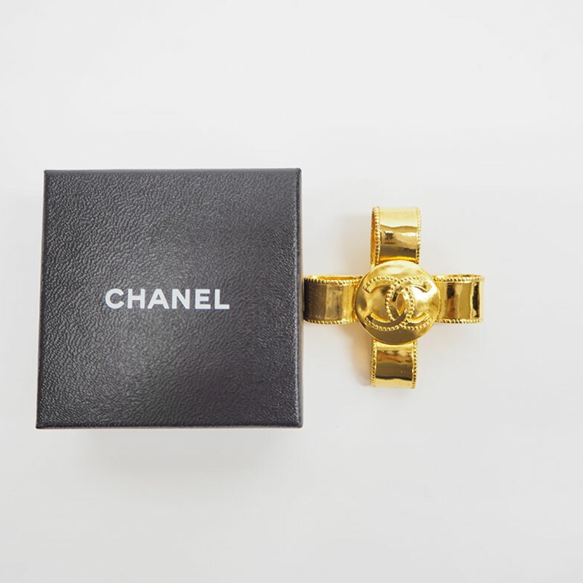 CC Logo Cross Brooch Gold-Tone Metal