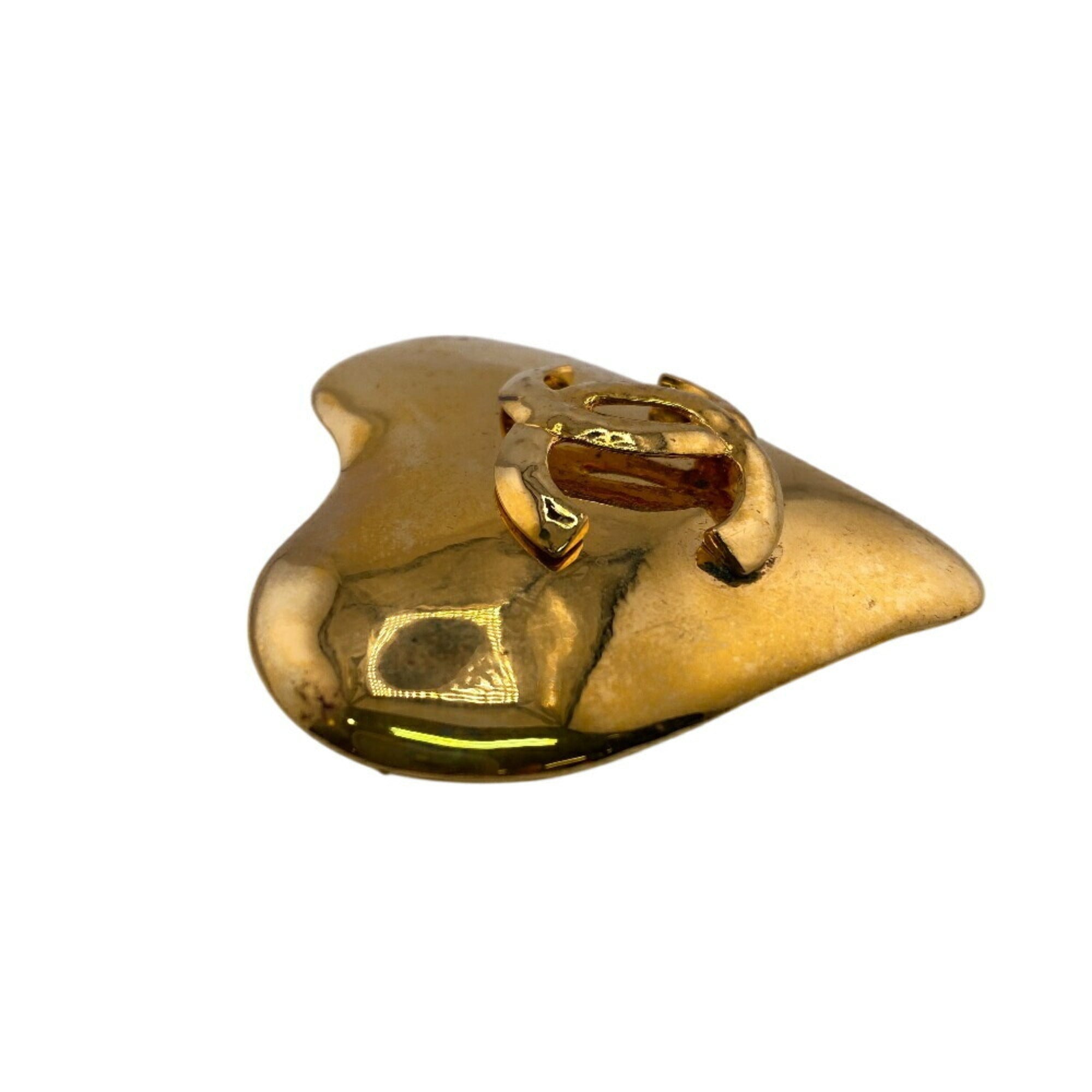 CC Logo Heart Brooch Gold-Tone Metal