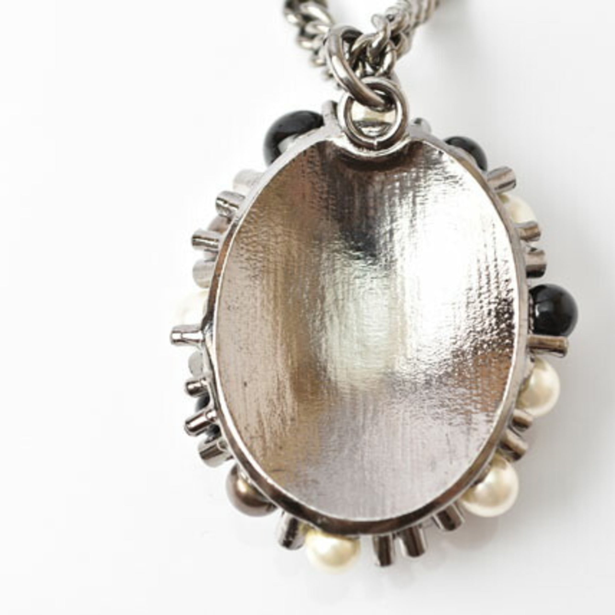 Pendant Necklace With Artificial Pearl and Resin and Rhinestone Silver