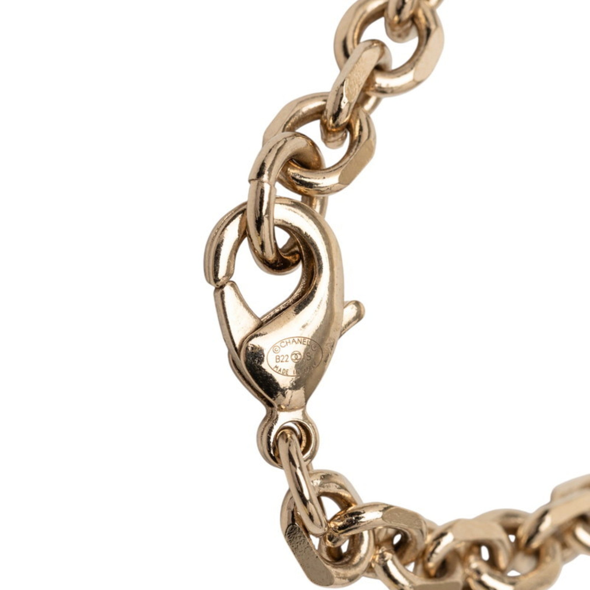 CC Logo Pendant Necklace Metal