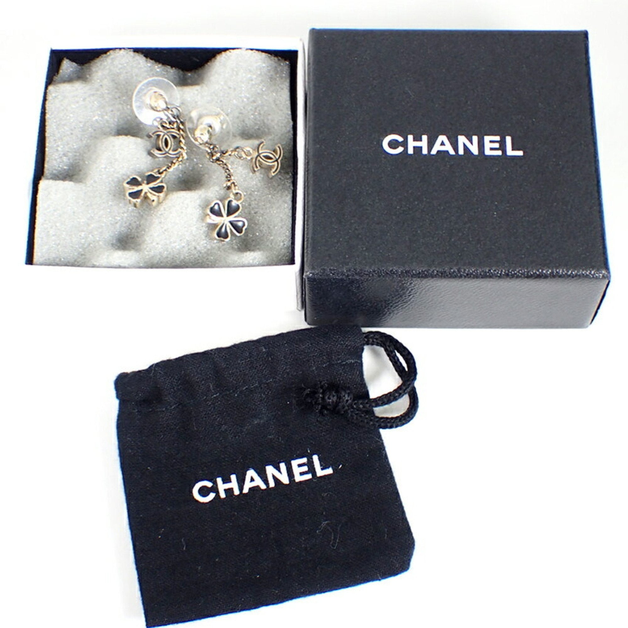 CC Logo Clover Earrings Metal Gold-Tone Metal