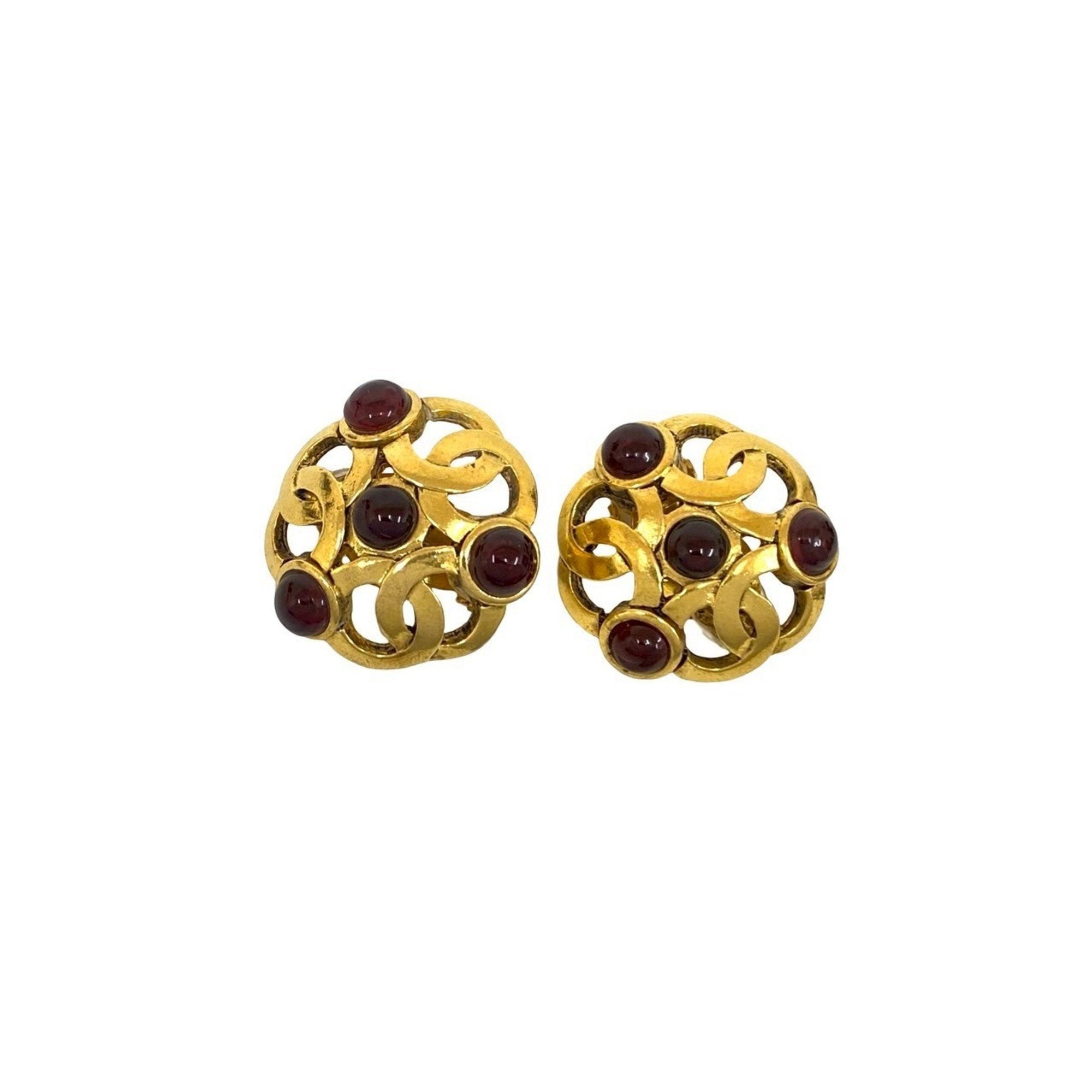 Vintage Clip-On Earrings Clip-On Gold-Tone Metal