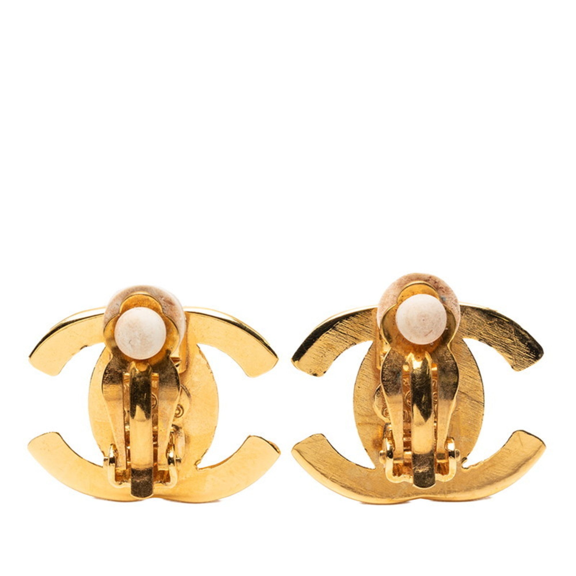 CC Logo Turnlock Clip-On Earrings Metal Gold-Tone Metal
