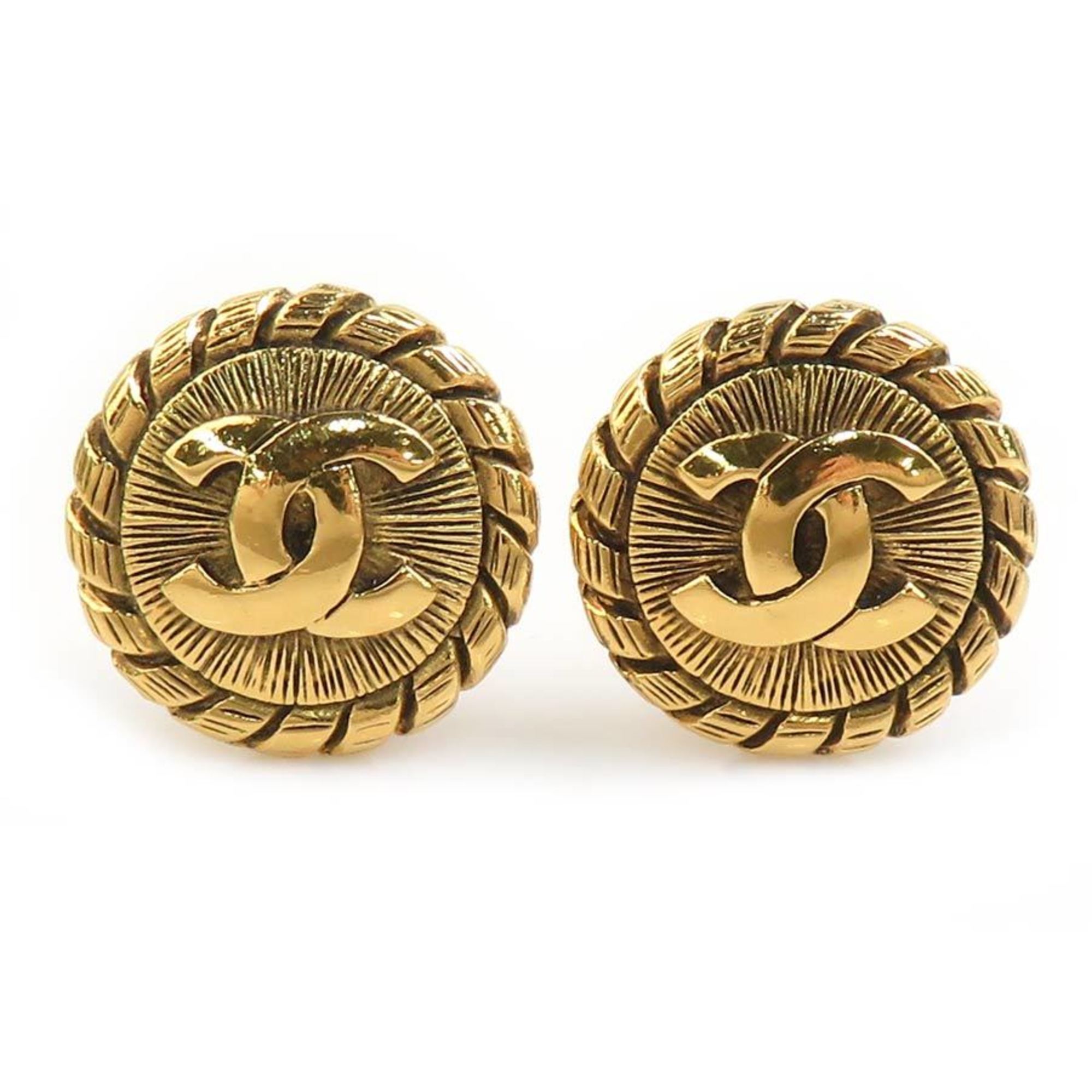 CC Logo Clip-On Earrings Gold-Tone Metal Gold-Tone Metal