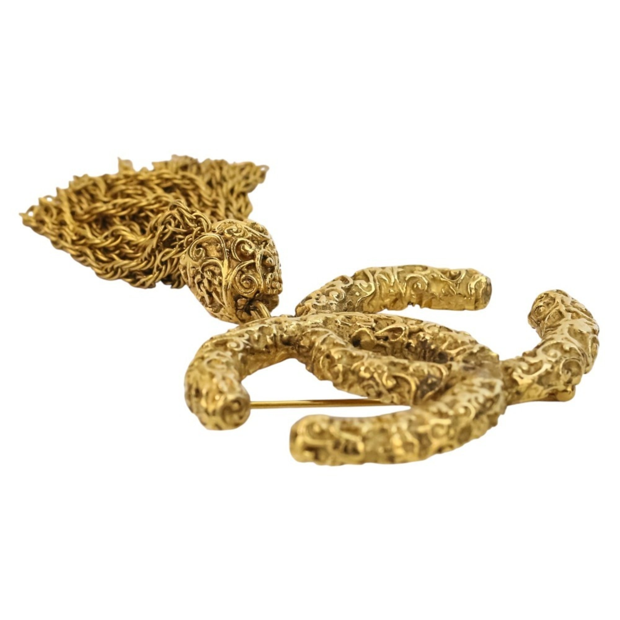 CC Logo Brooch Gold-Tone Metal