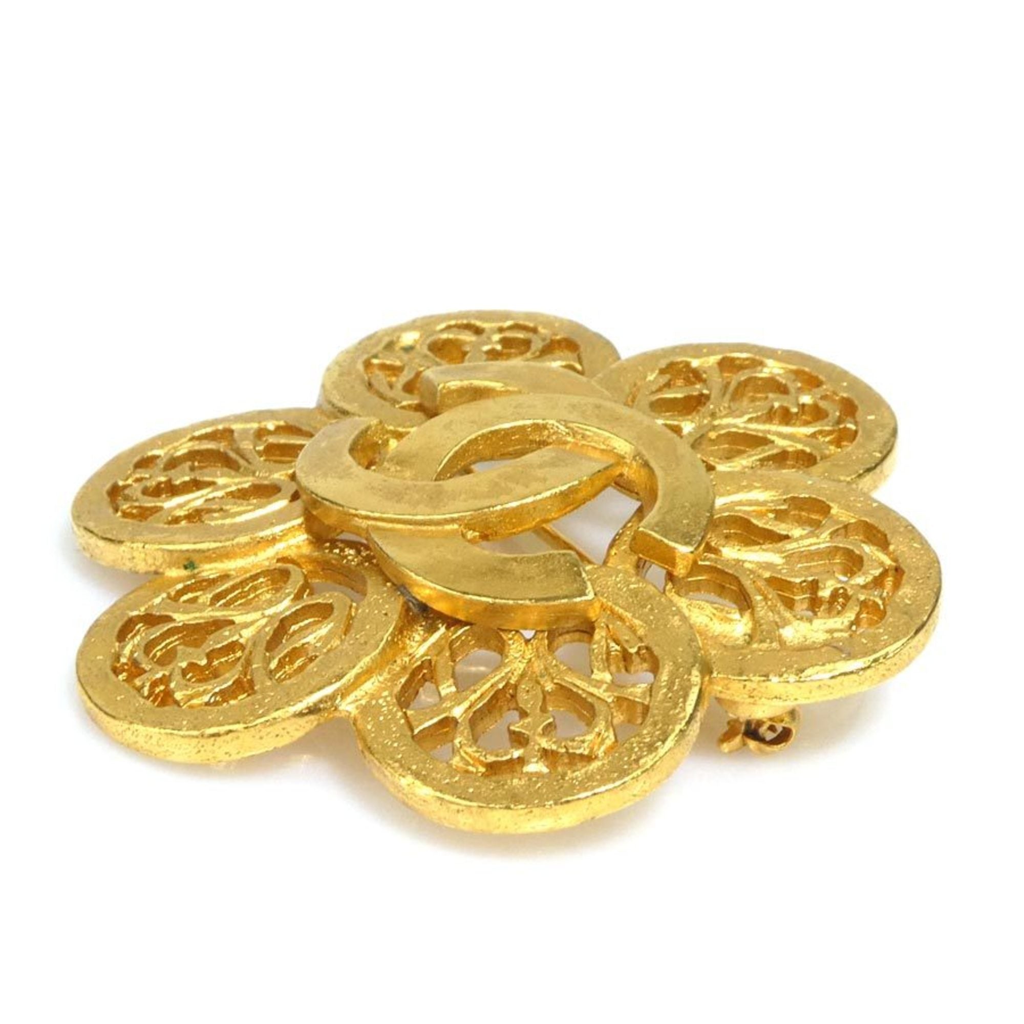 CC Logo Brooch Gold-Tone Metal