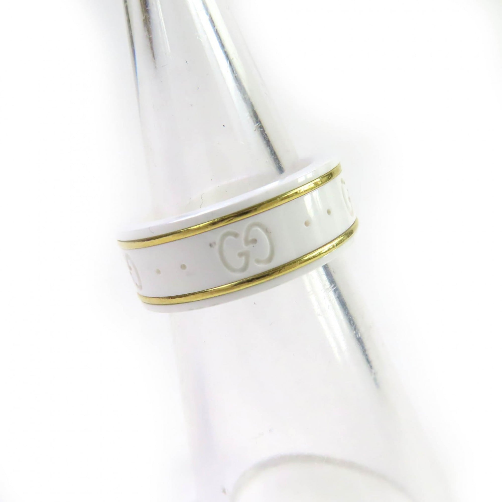 Icon Ring Ceramic and 18K White Gold