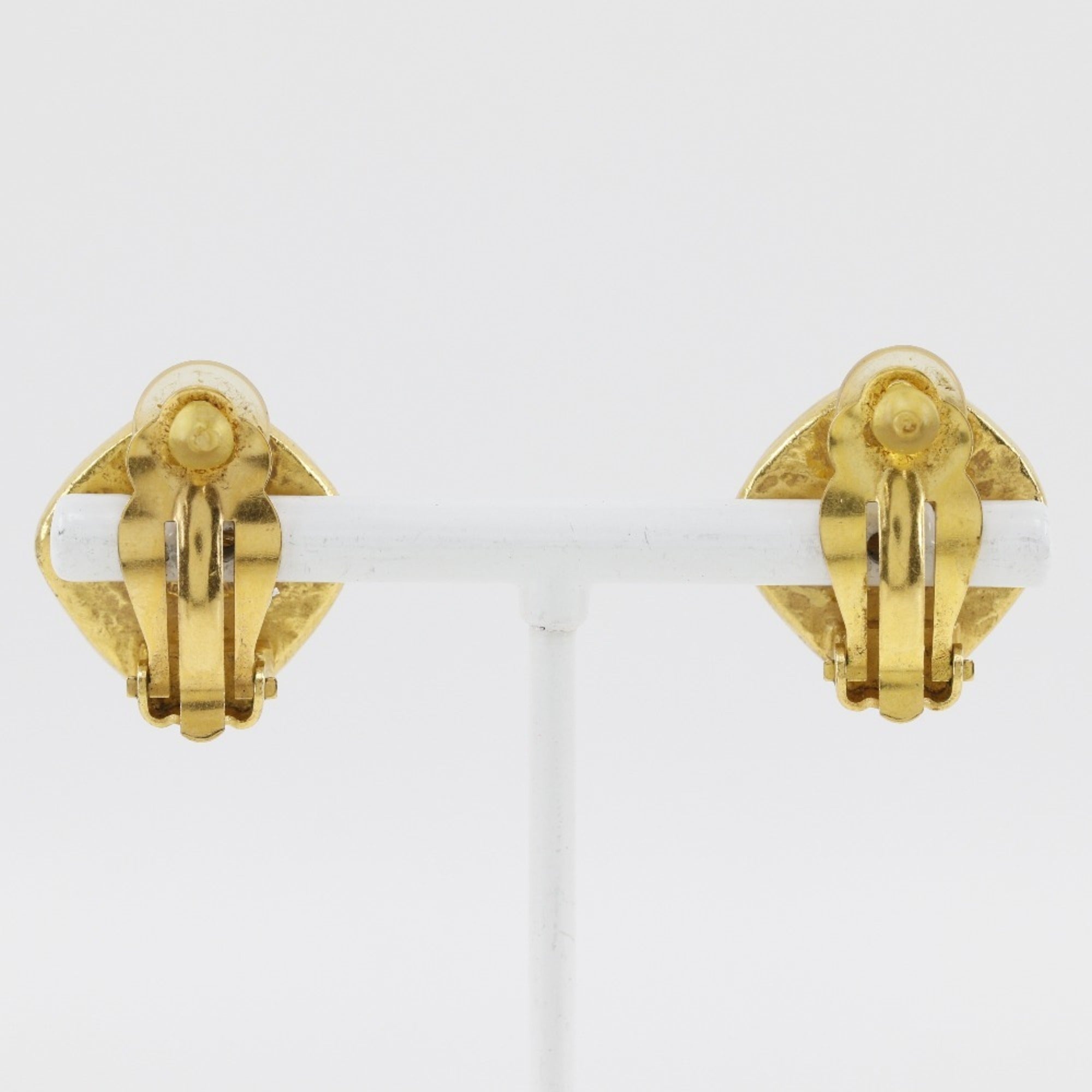 Clip-On Earrings Clip-On Gold-Tone Metal